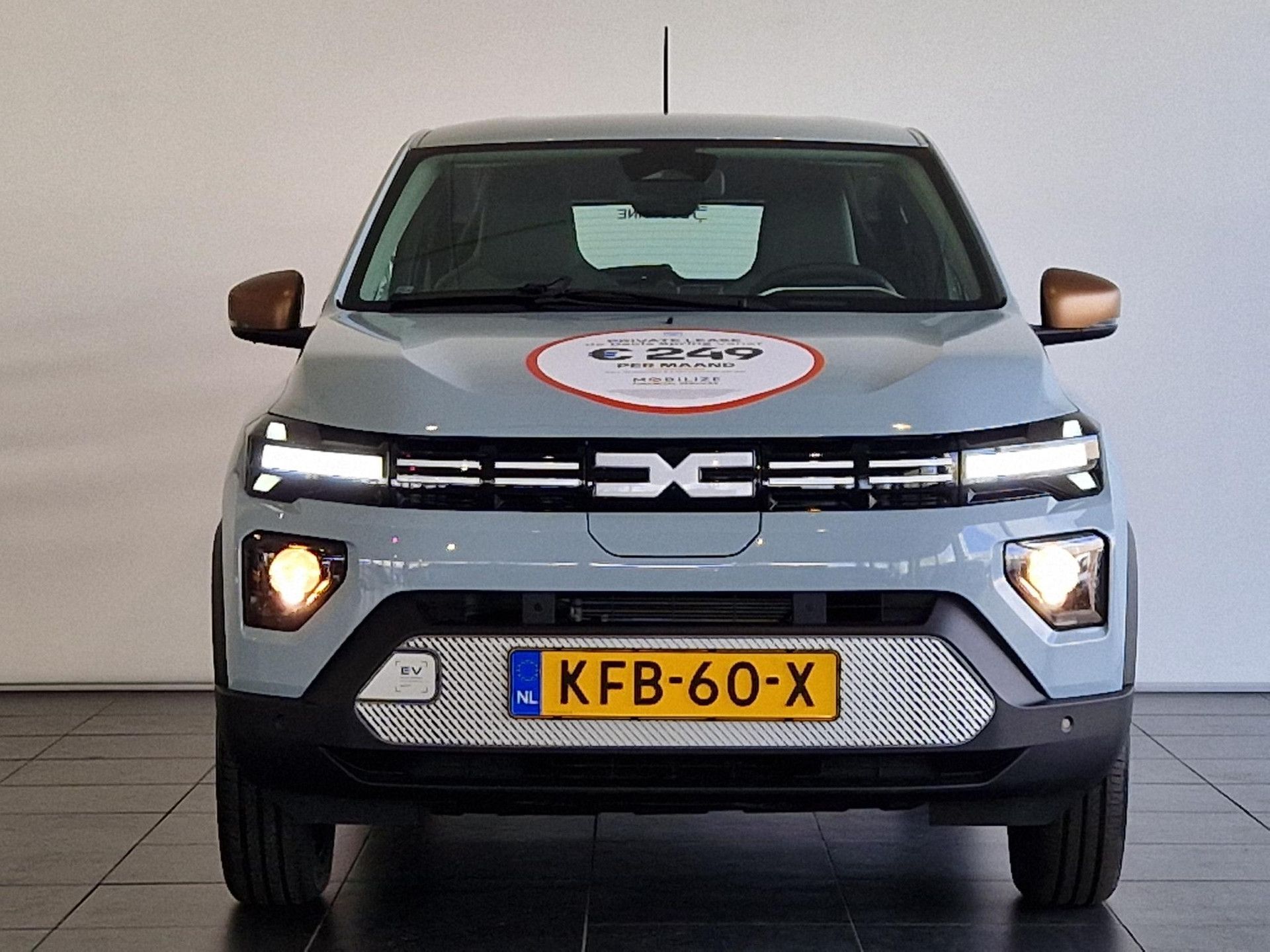 Dacia Spring met kenteken KFB-60-X – interieur