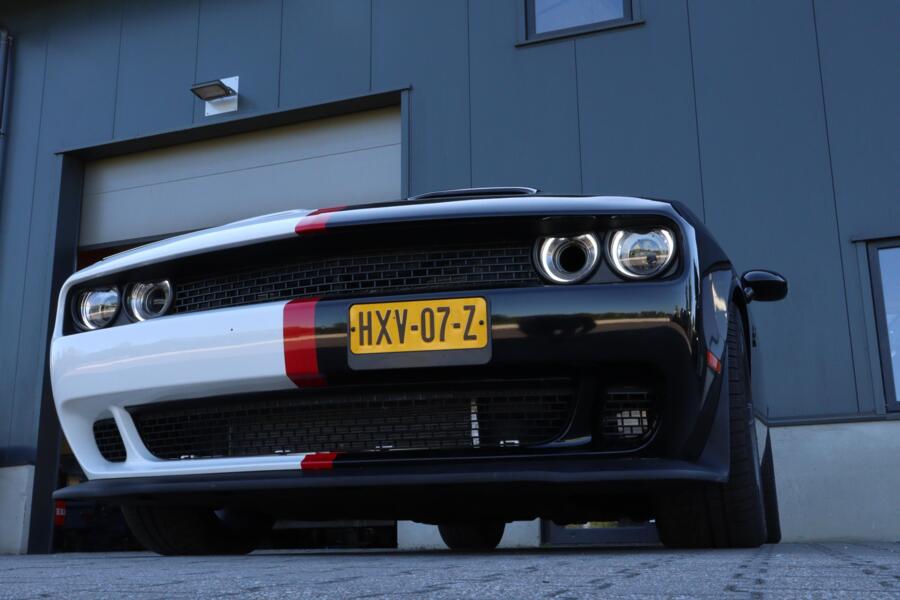 Dodge Challenger met kenteken HXV-07-Z – detailfoto