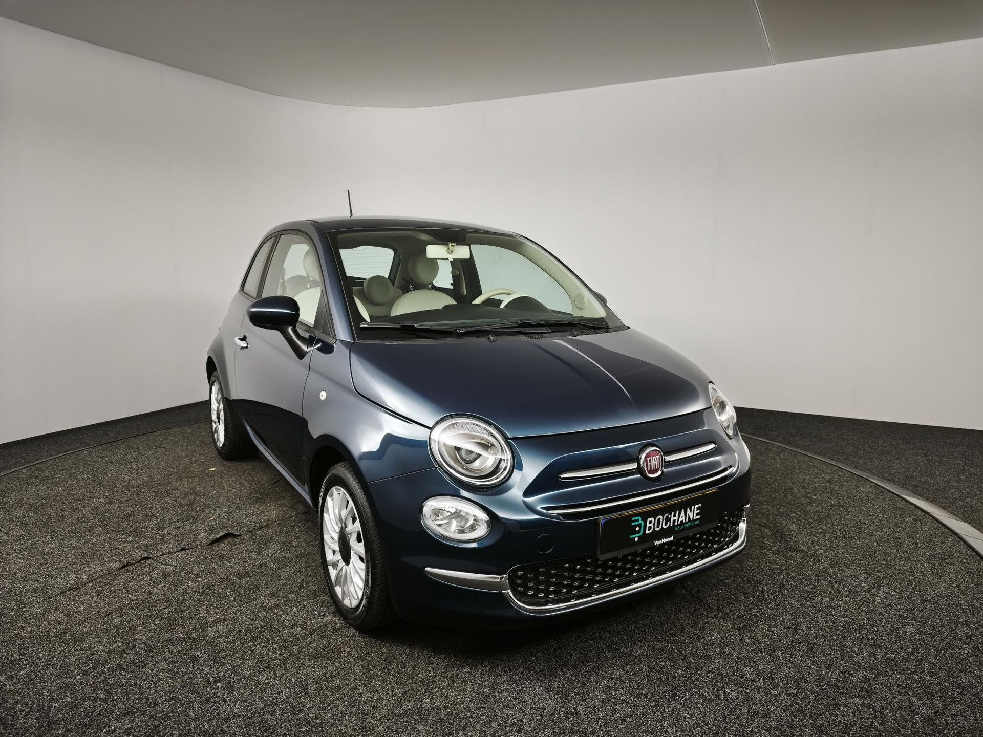 Fiat 500 met kenteken J-625-BX – detailfoto