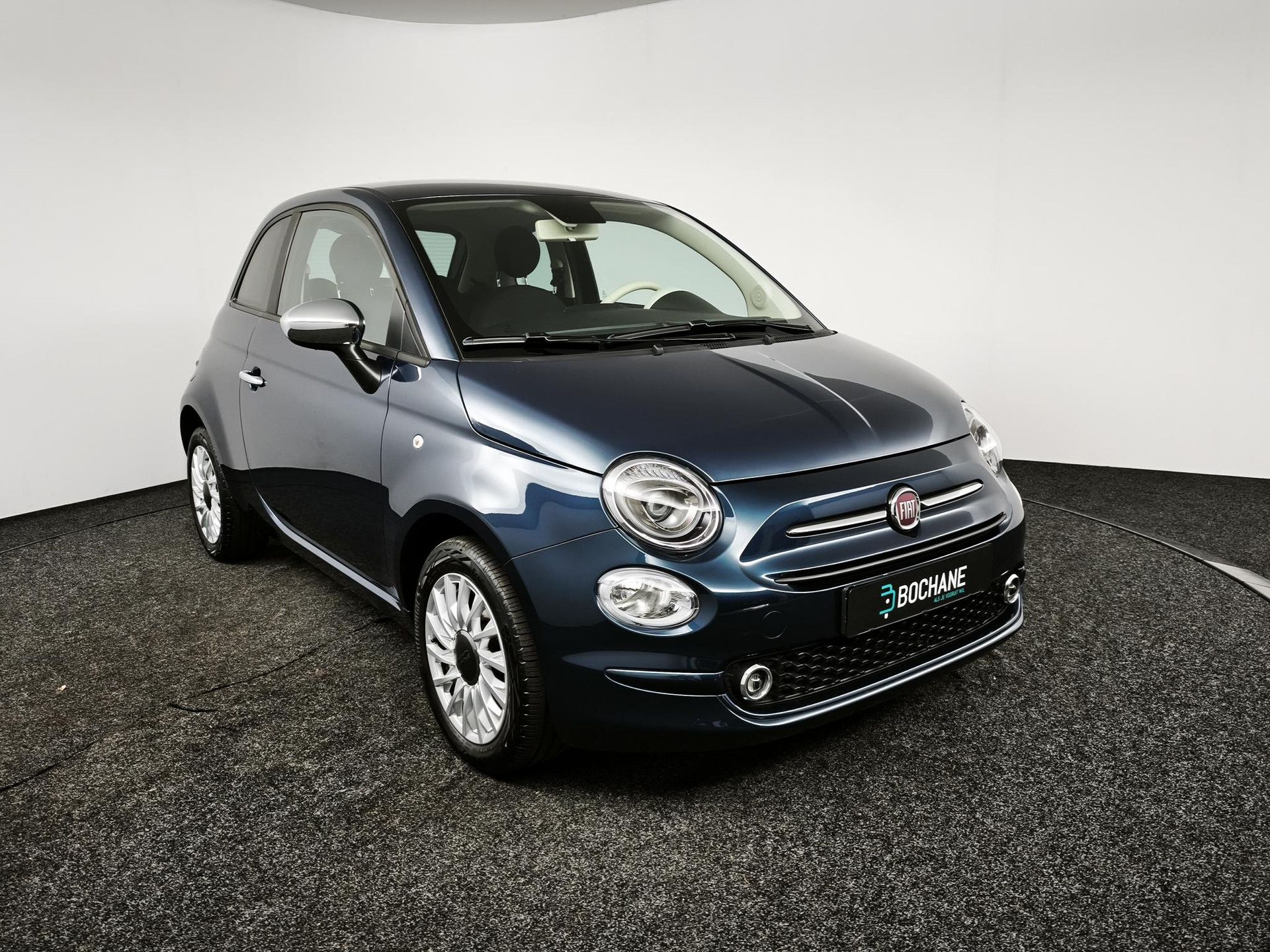 Fiat 500 met kenteken KHV-88-Z – detailfoto