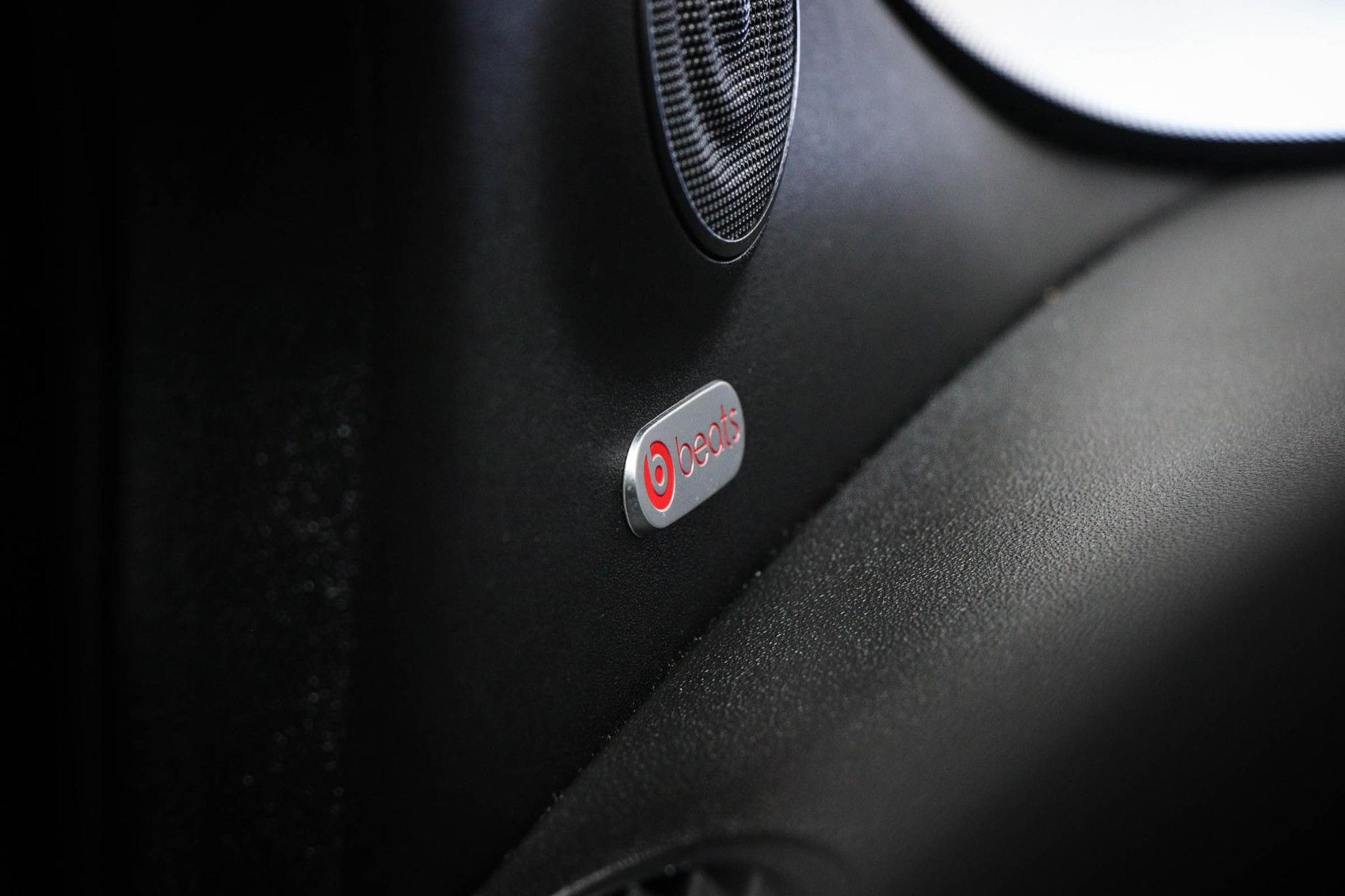 Fiat 500C met kenteken N-049-DT – dashboard