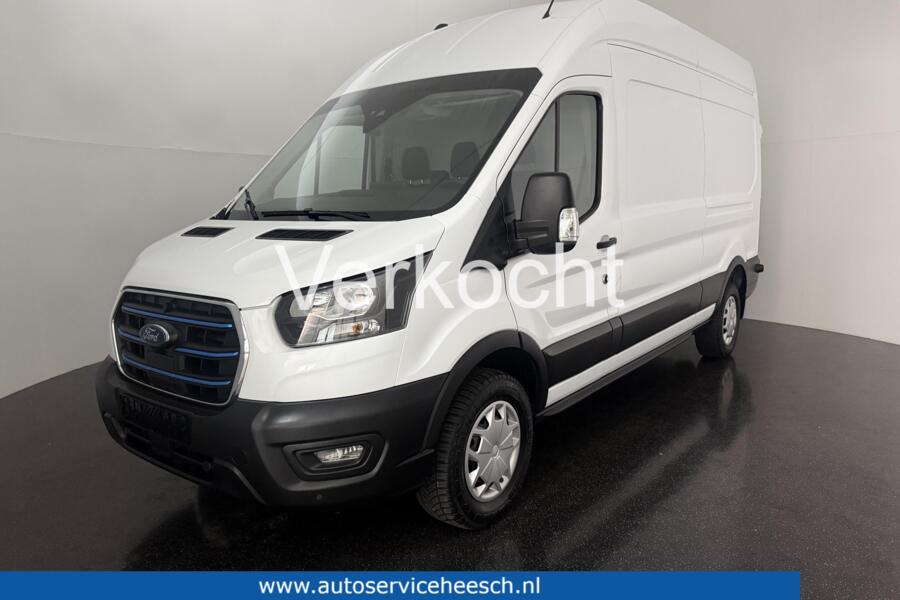 Ford E-Transit – vooraanzicht