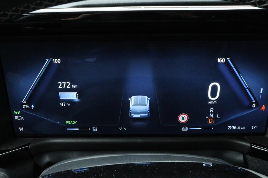 Ford E-Transit met kenteken V-83-PRD – dashboard