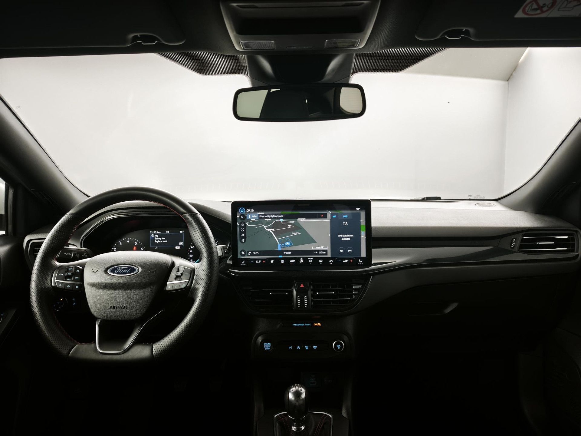 Ford Focus met kenteken KGV-21-P – interieur
