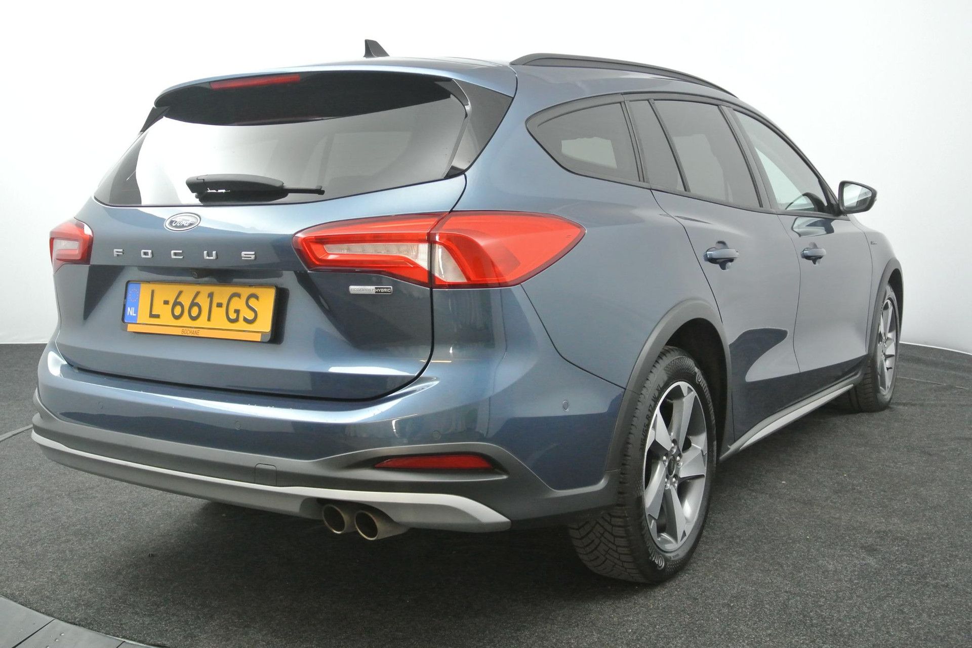 Ford Focus met kenteken L-661-GS – achteraanzicht