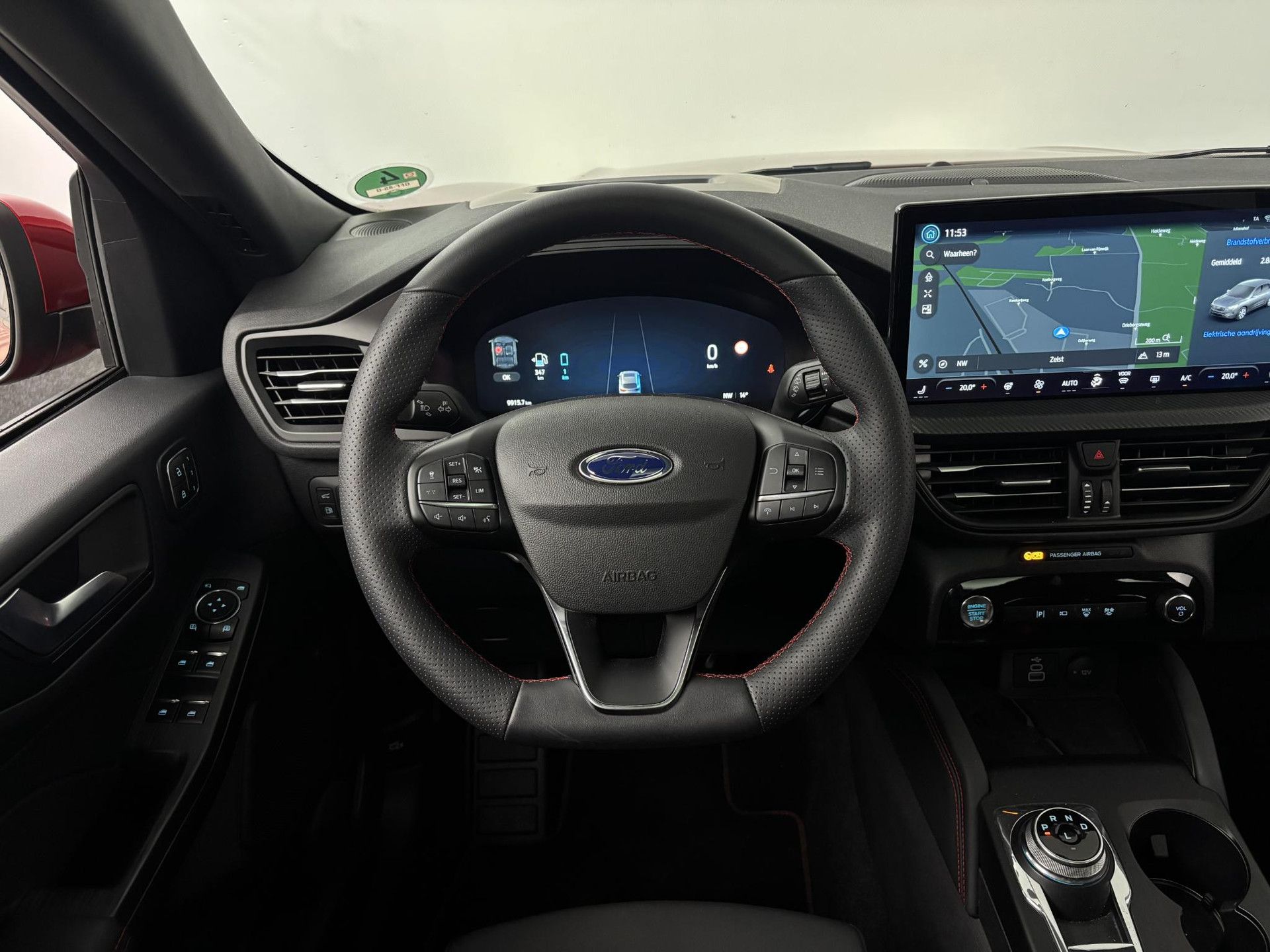 Ford Kuga met kenteken GFF-85-G – interieur