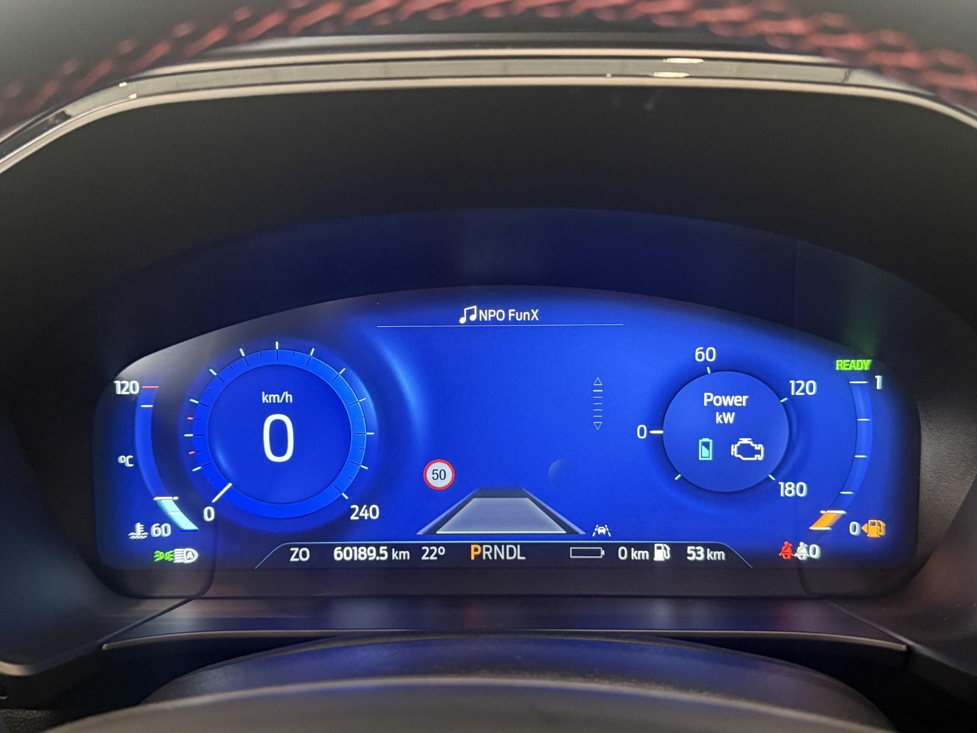 Ford Kuga met kenteken KJK-36-N – dashboard