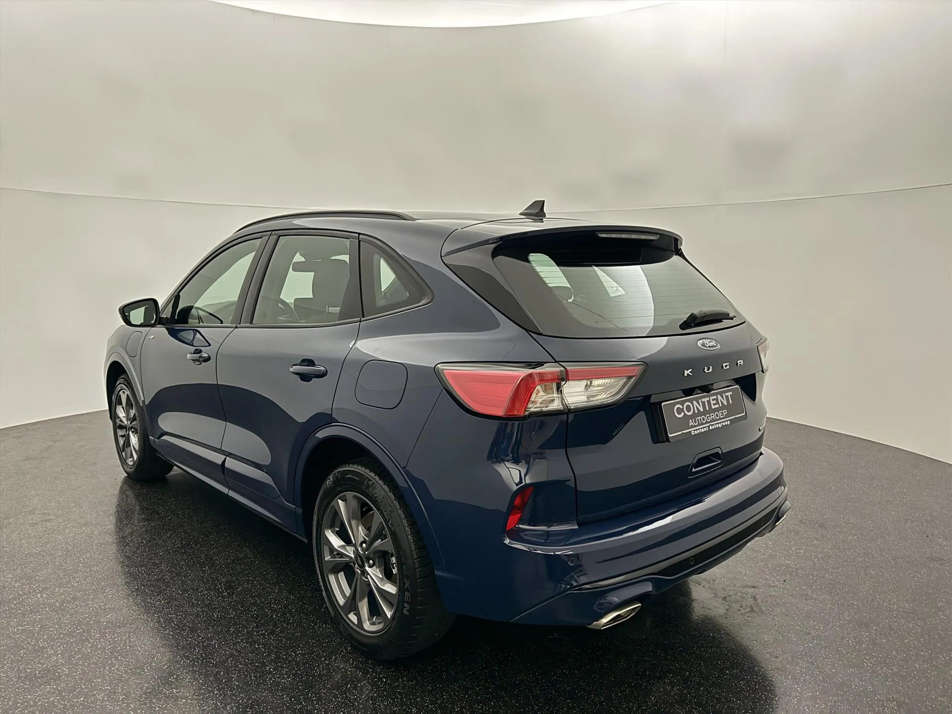 Ford Kuga met kenteken KLL-15-R – dashboard
