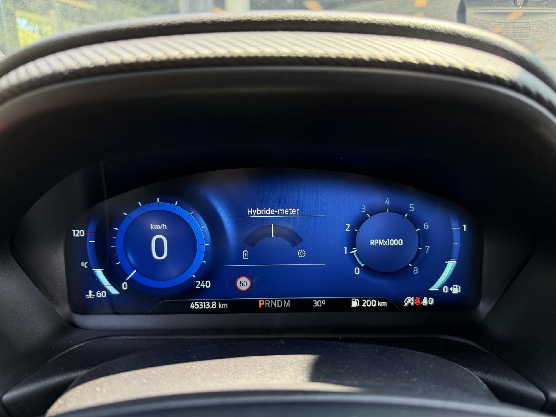 Ford Puma met kenteken P-836-GN – dashboard