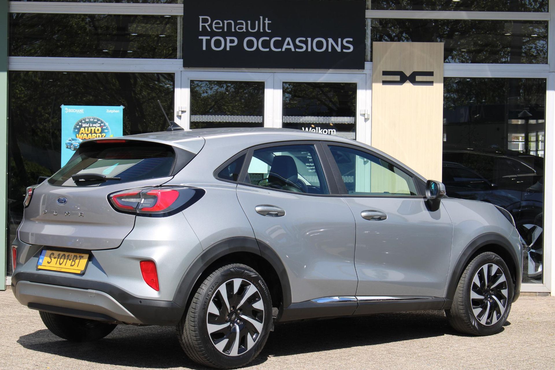 Ford Puma met kenteken S-101-BT – achteraanzicht