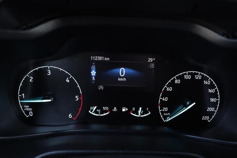 Ford Transit met kenteken VHZ-56-H – dashboard