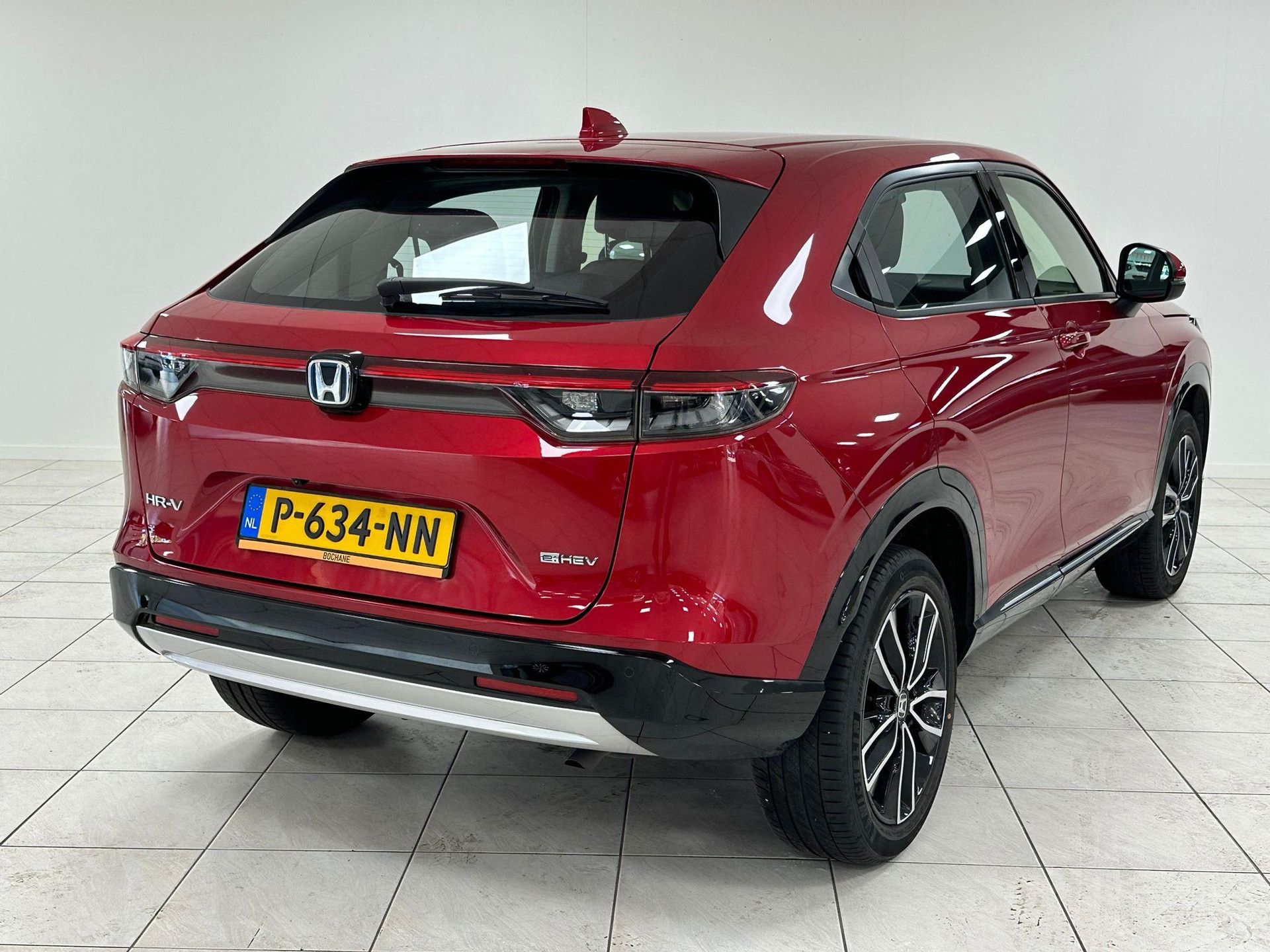 Honda HR-V met kenteken P-634-NN – achteraanzicht