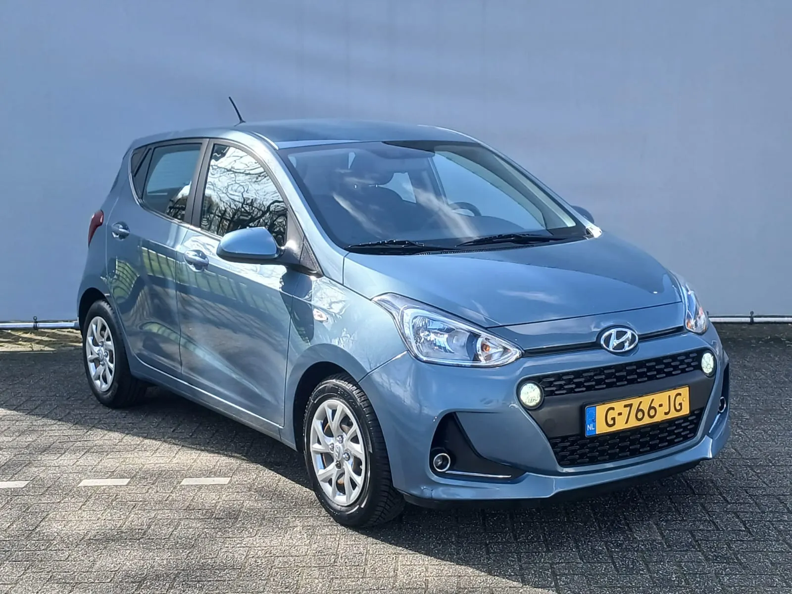 Hyundai i10 met kenteken G-766-JG – interieur