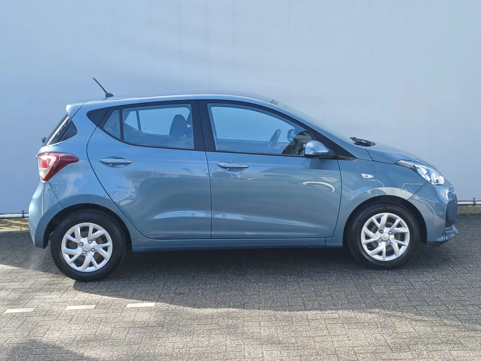 Hyundai i10 met kenteken G-766-JG – dashboard