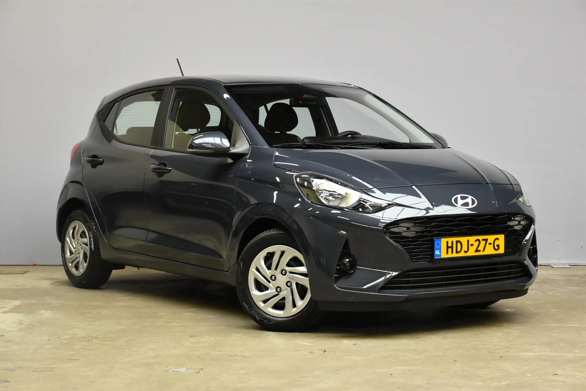 Hyundai i10 met kenteken HDJ-27-G – interieur