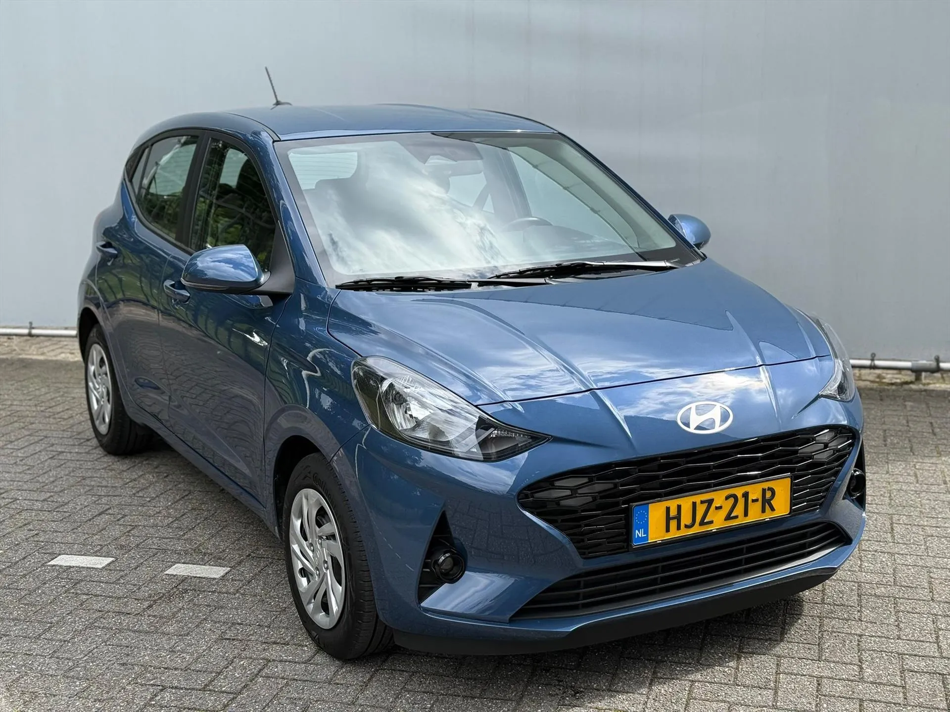 Hyundai i10 met kenteken HJZ-21-R – interieur