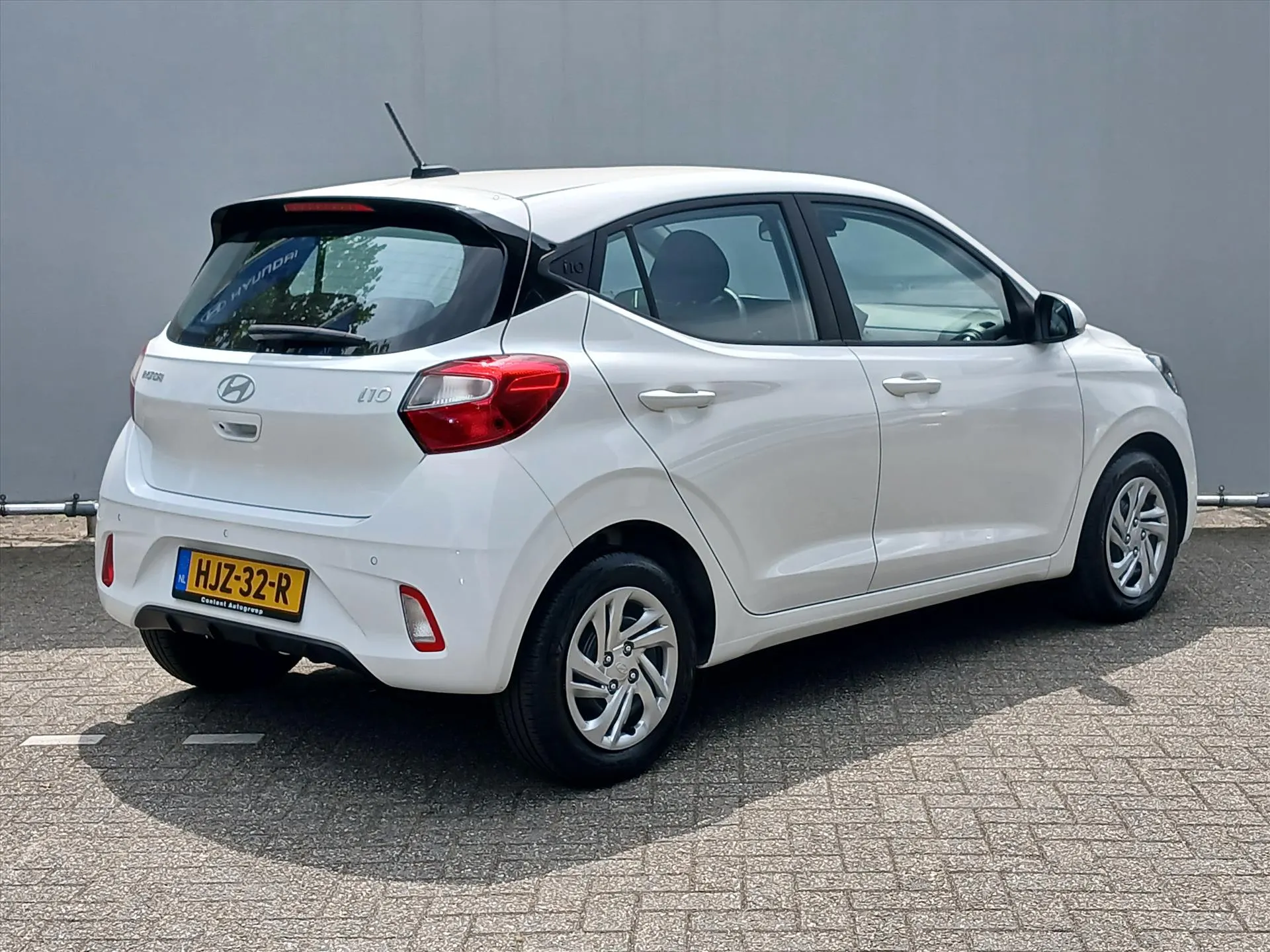 Hyundai i10 met kenteken HJZ-32-R – detailfoto