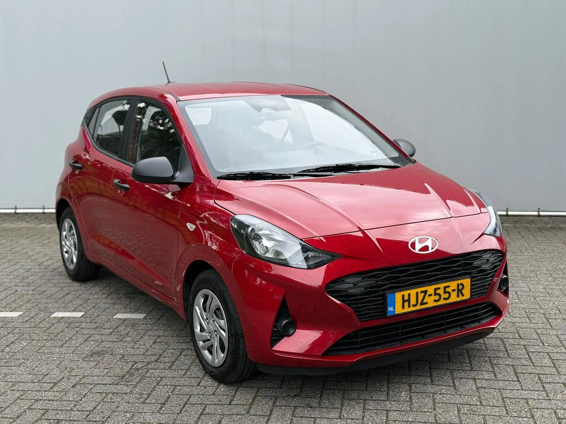 Hyundai i10 met kenteken HJZ-55-R – interieur