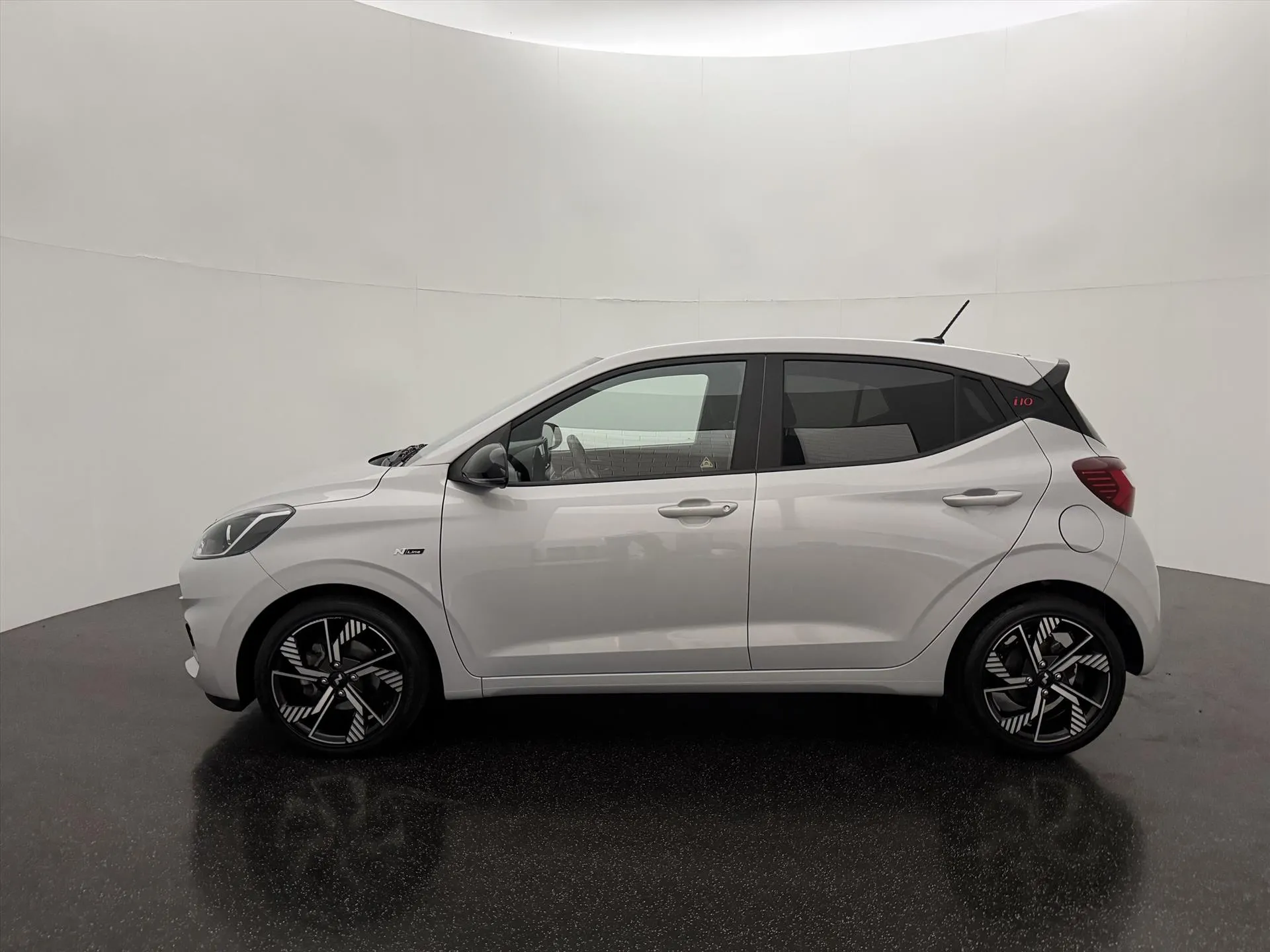 Hyundai i10 met kenteken HJZ-66-P – achteraanzicht