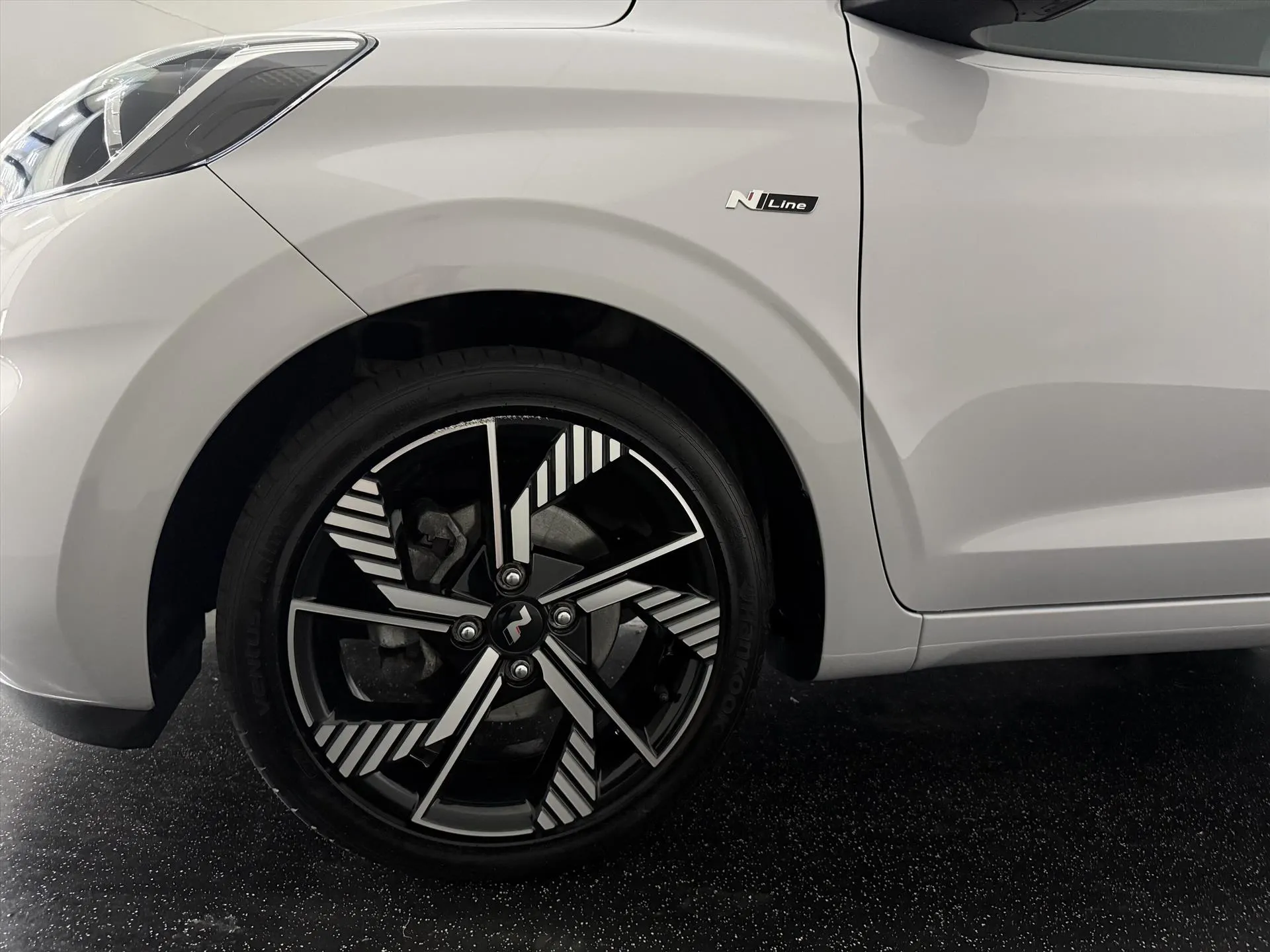 Hyundai i10 met kenteken HJZ-66-P – interieur