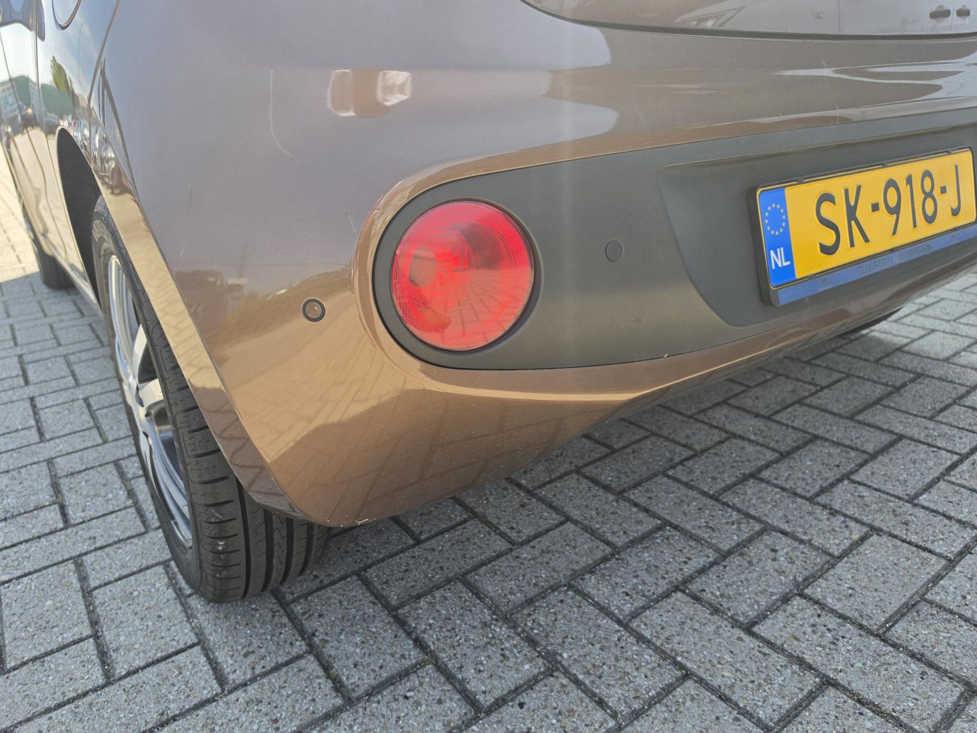 Hyundai i10 met kenteken SK-918-J – interieur