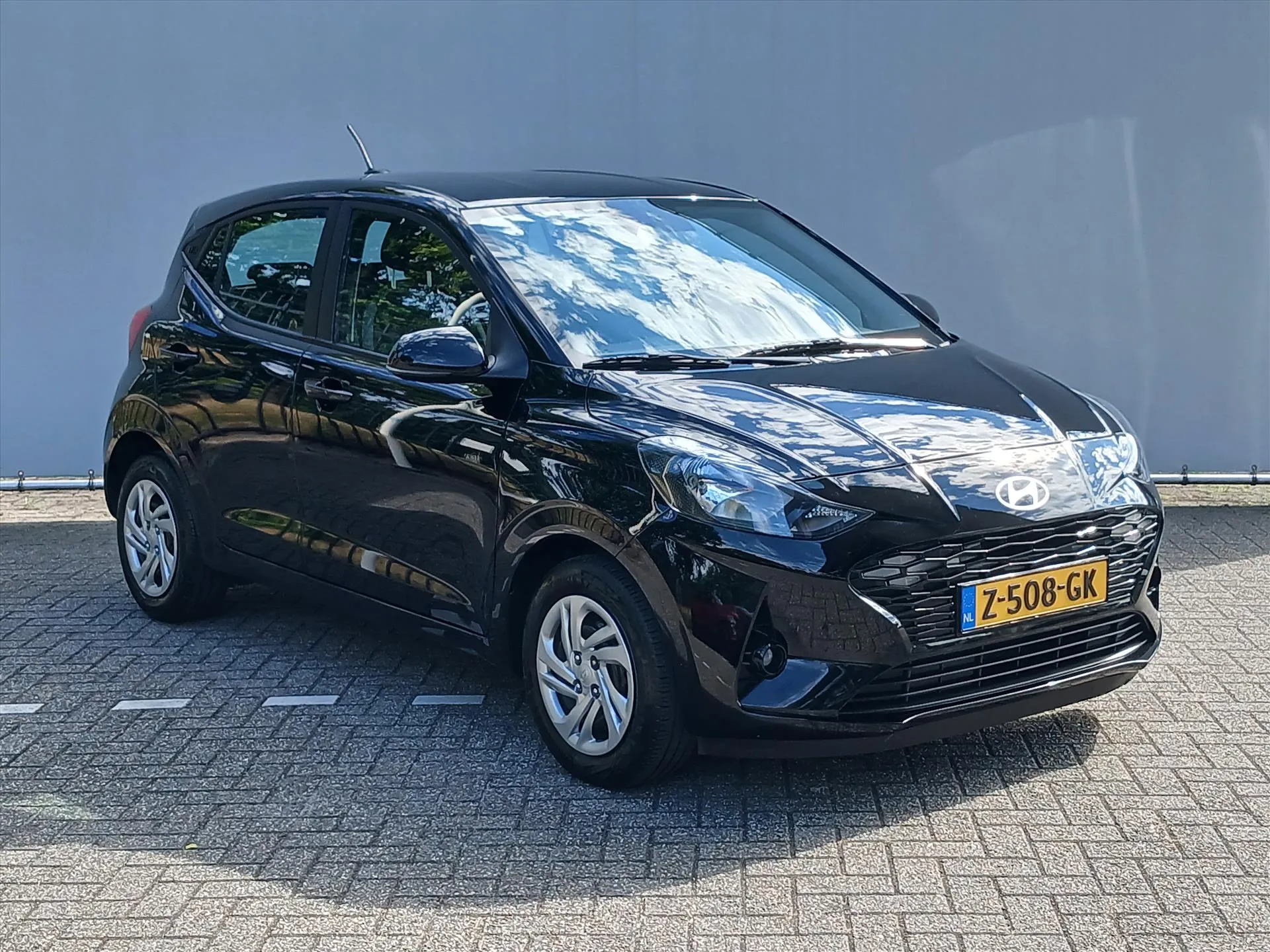 Hyundai i10 met kenteken Z-508-GK – interieur