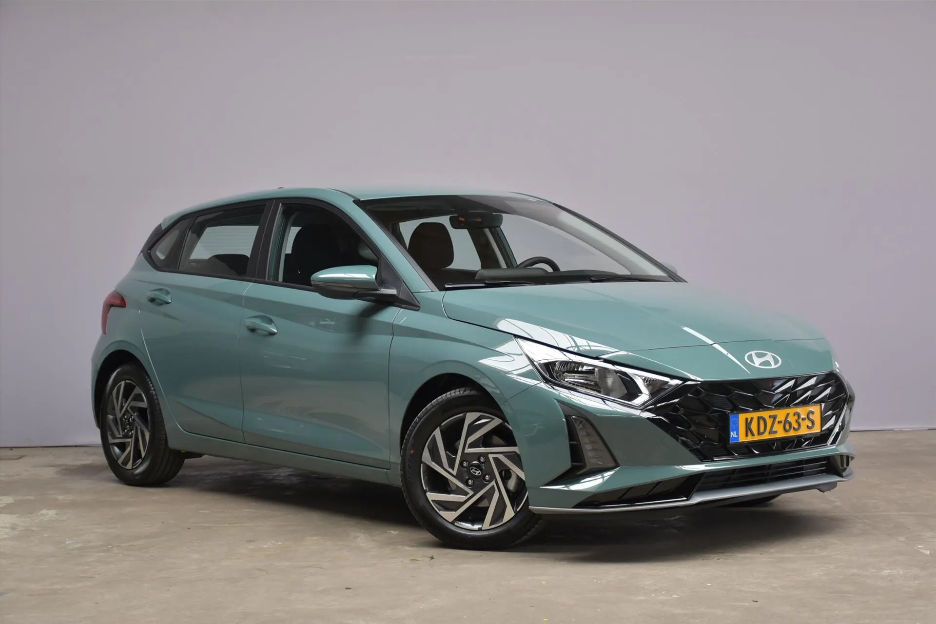 Hyundai i20 met kenteken KDZ-63-S – interieur