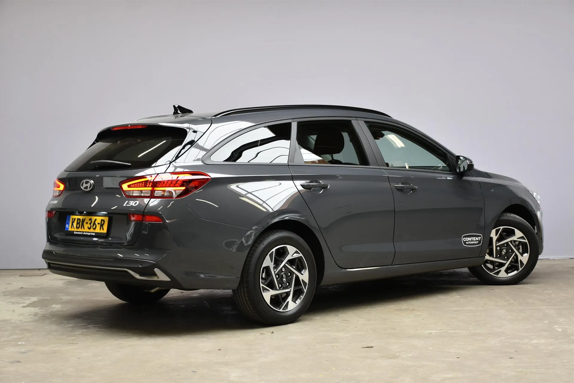 Hyundai i30 met kenteken KBK-36-R – detailfoto