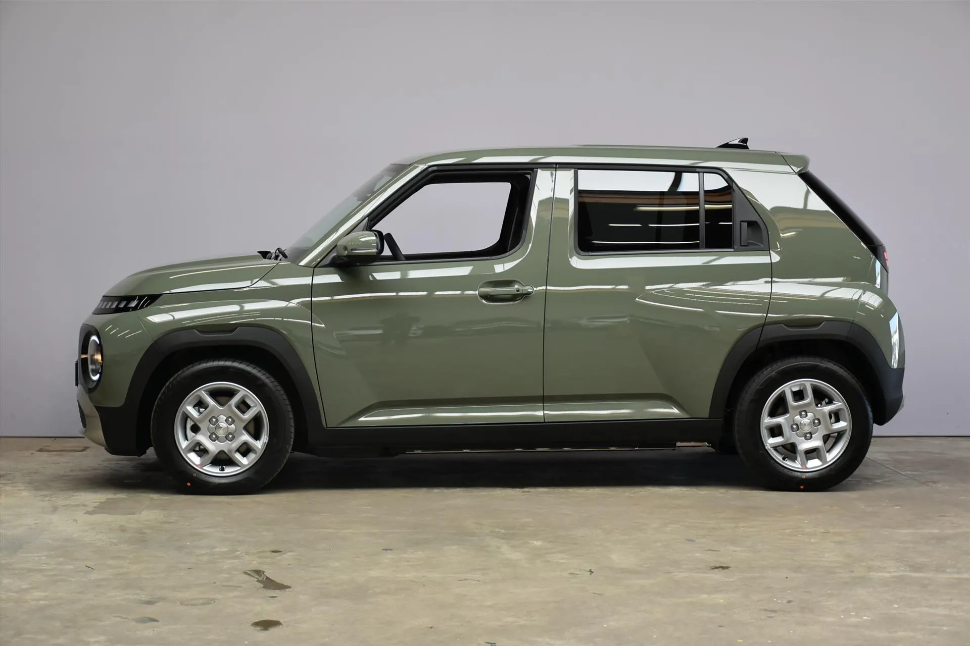 Hyundai Inster met kenteken 68761 – interieur