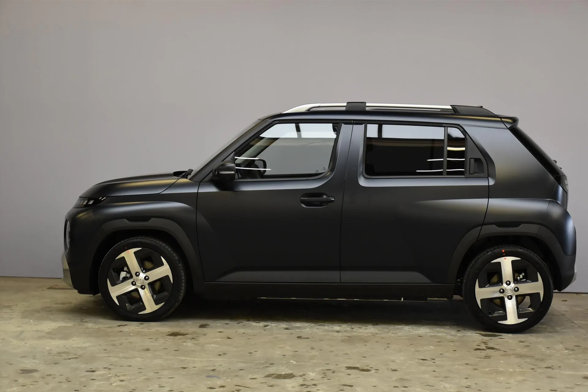 Hyundai Inster met kenteken 74172 – interieur