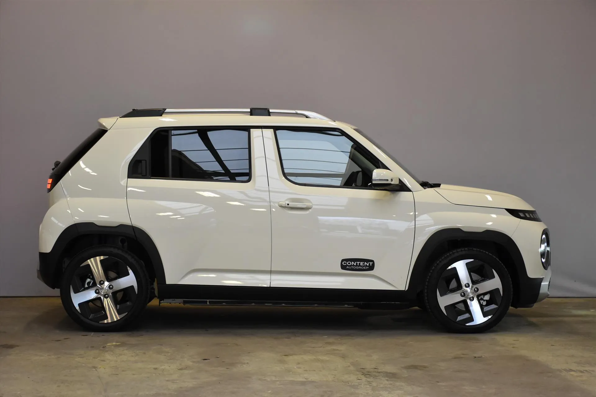 Hyundai Inster met kenteken JGV-86-Z – dashboard