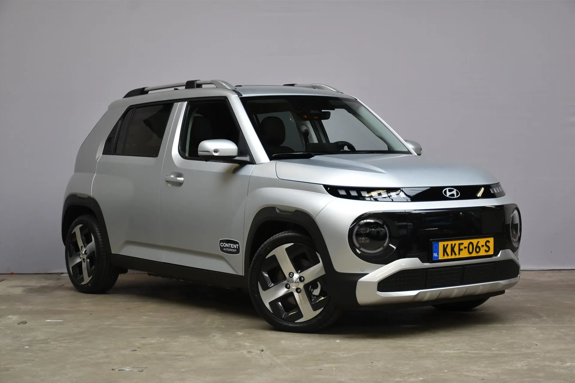 Hyundai Inster met kenteken KKF-06-S – dashboard