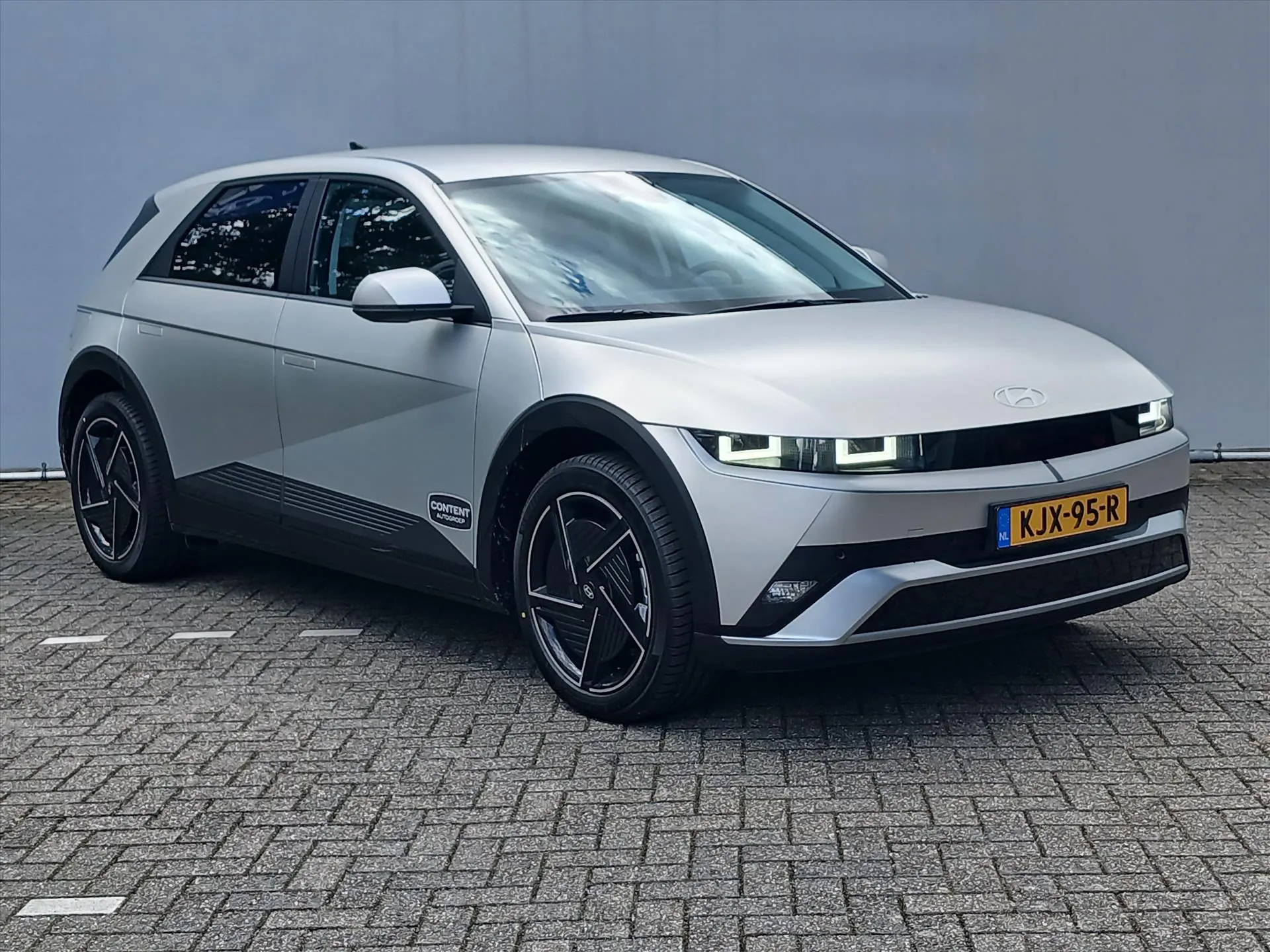 Hyundai IONIQ5 met kenteken KJX-95-R – interieur