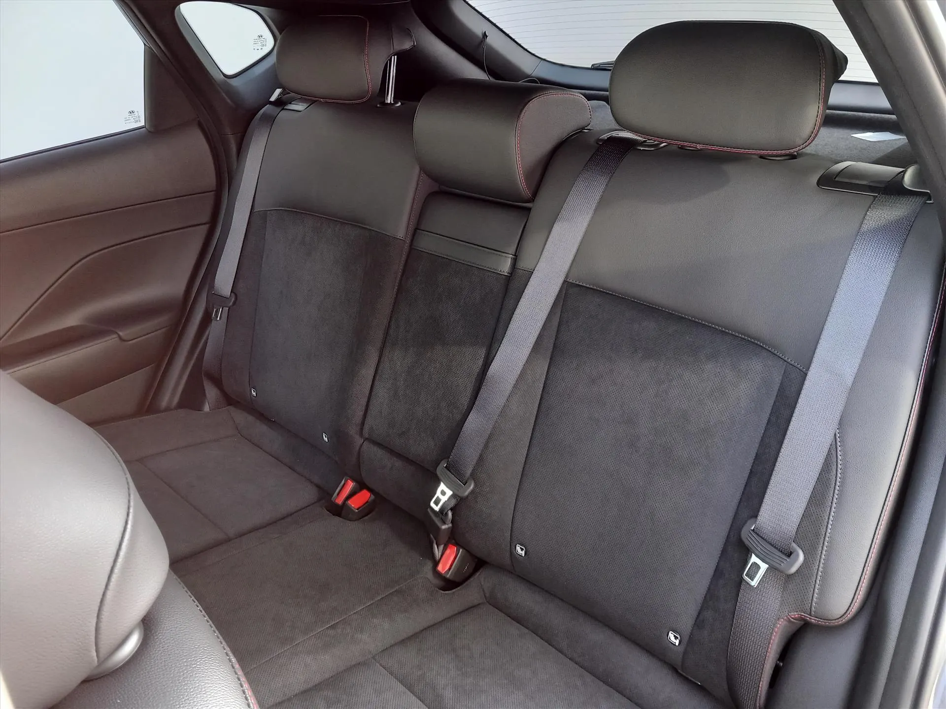 Hyundai Kona met kenteken 73784 – detailfoto