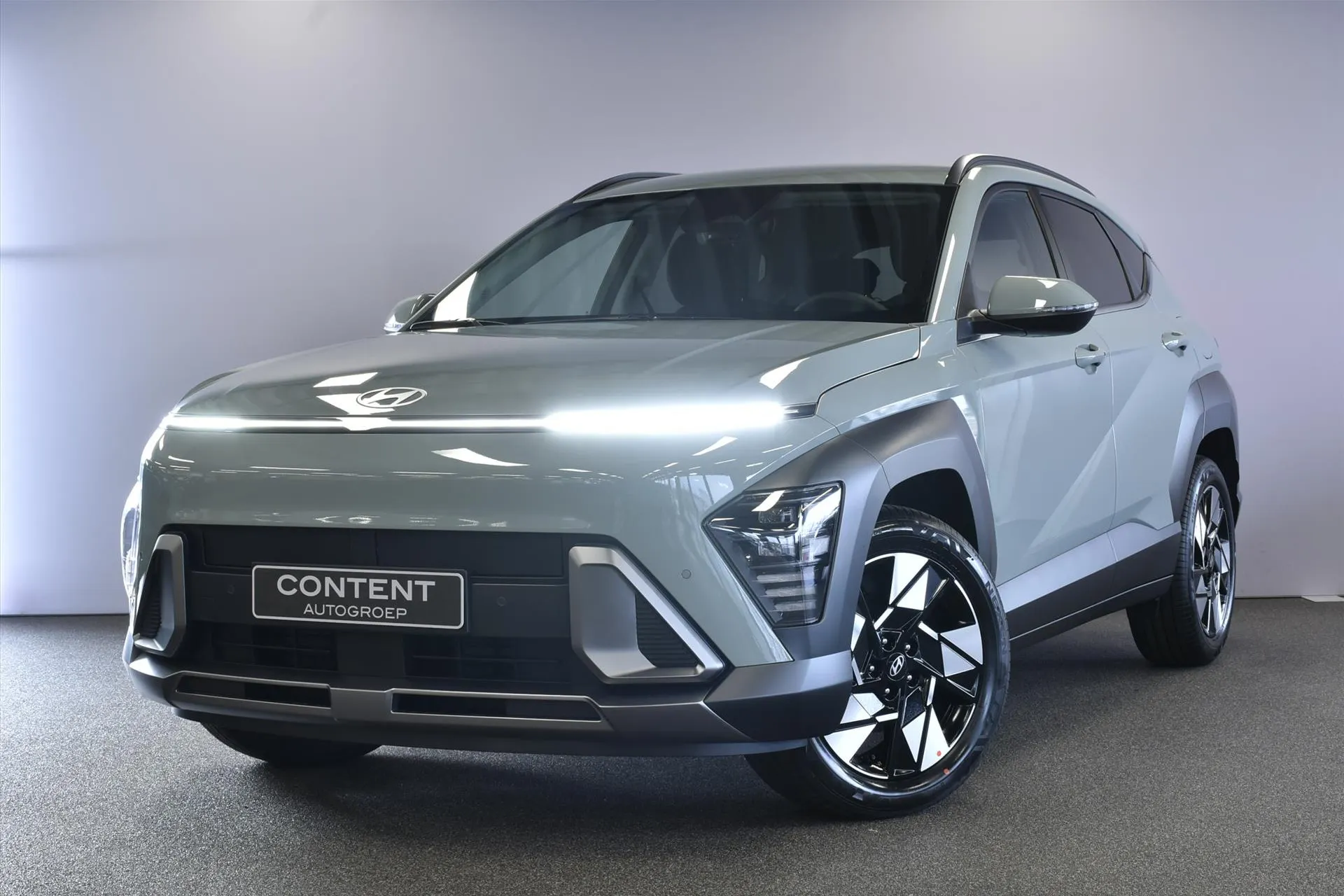 Hyundai Kona met kenteken 73787 – achteraanzicht