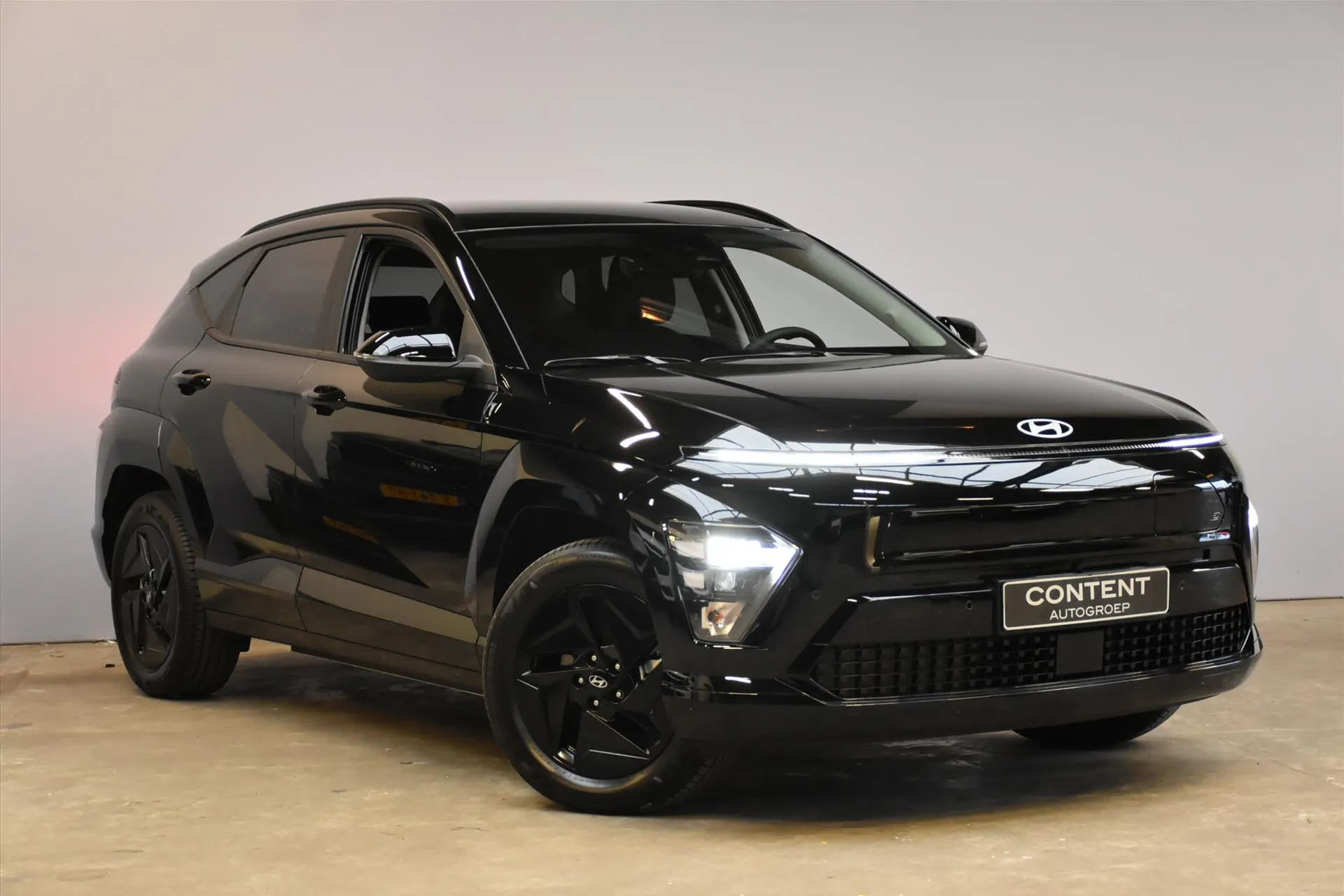 Hyundai Kona met kenteken 74854 – dashboard