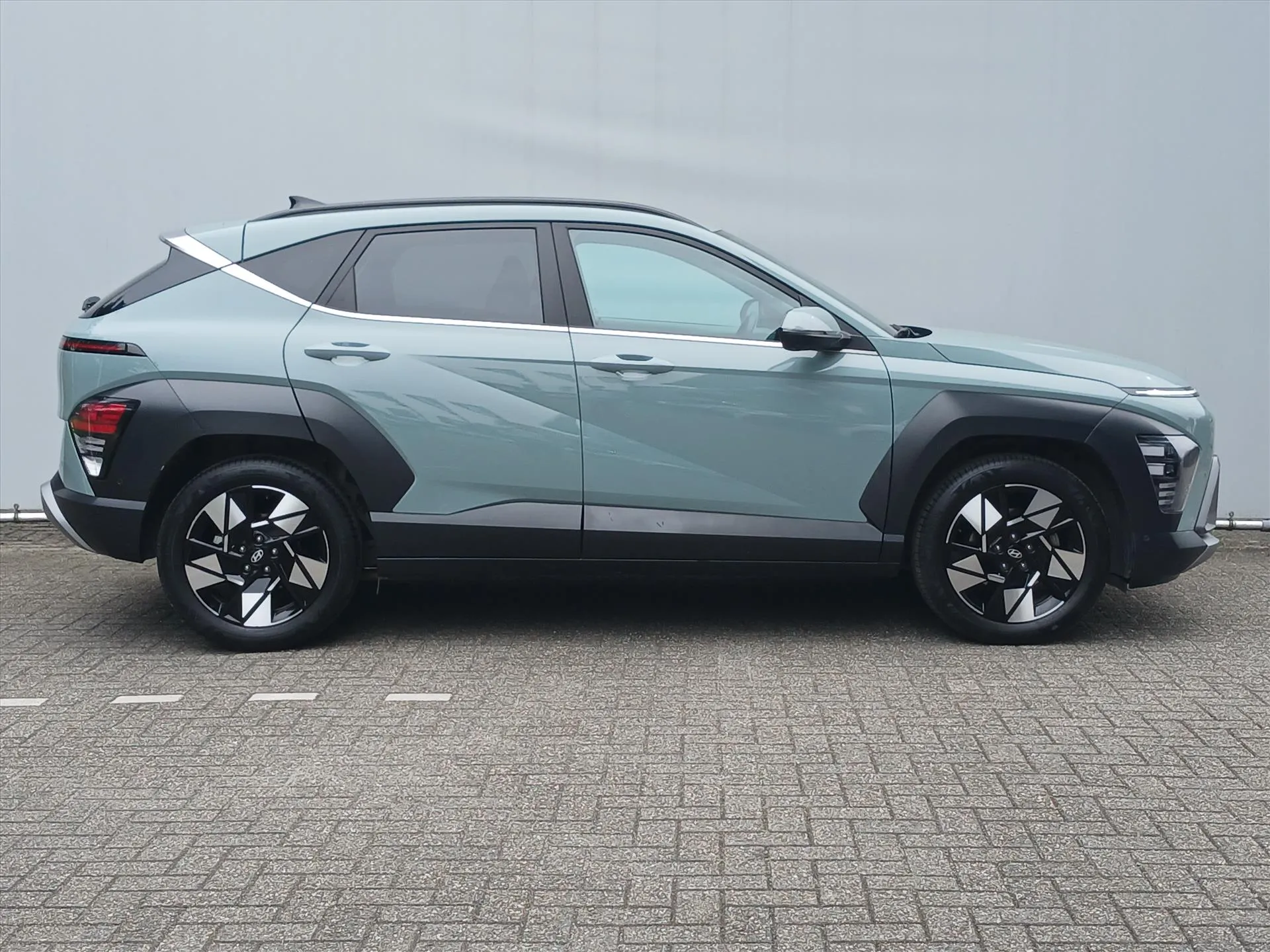 Hyundai Kona met kenteken KPJ-93-J – dashboard