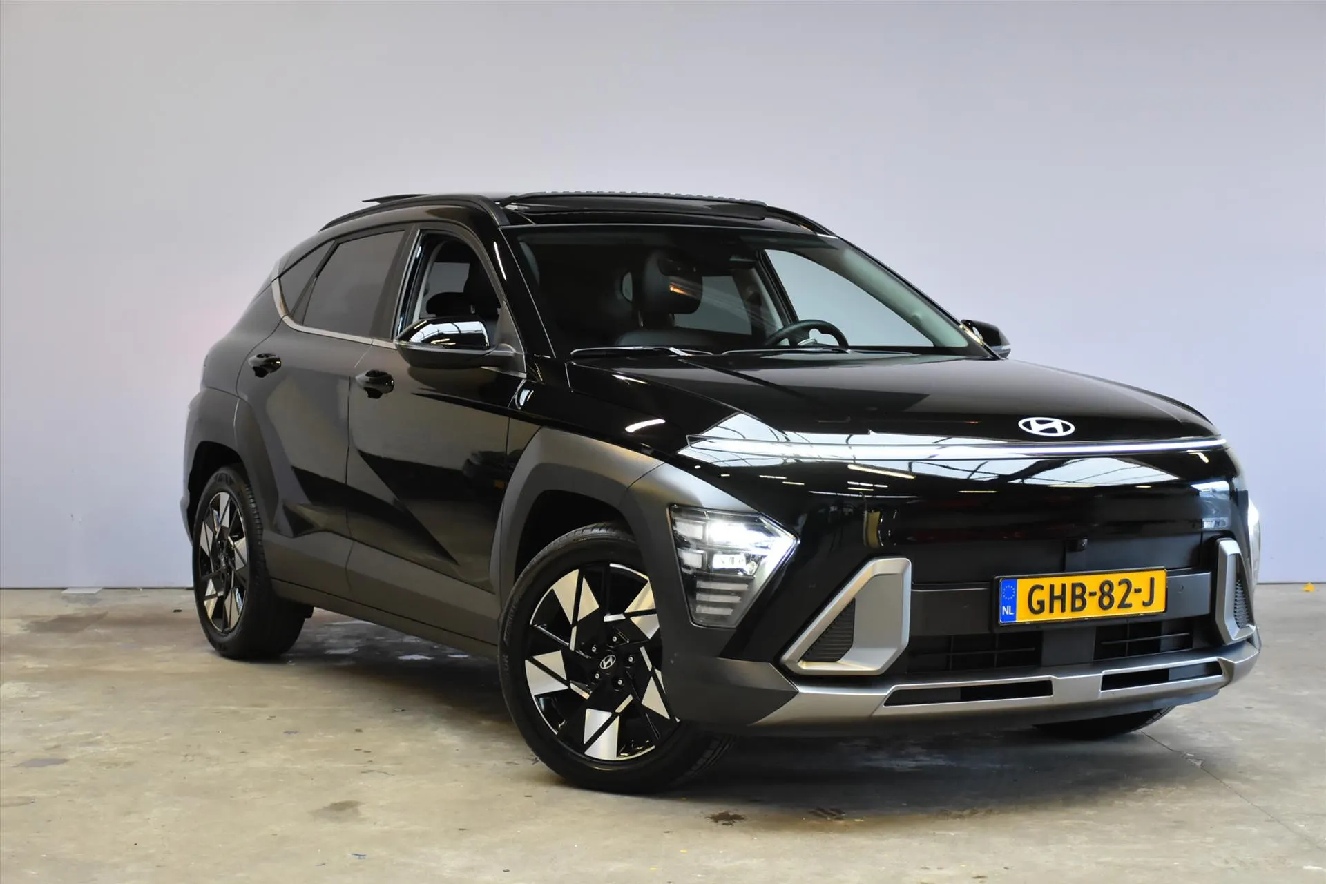 Hyundai Kona met kenteken GHB-82-J – interieur