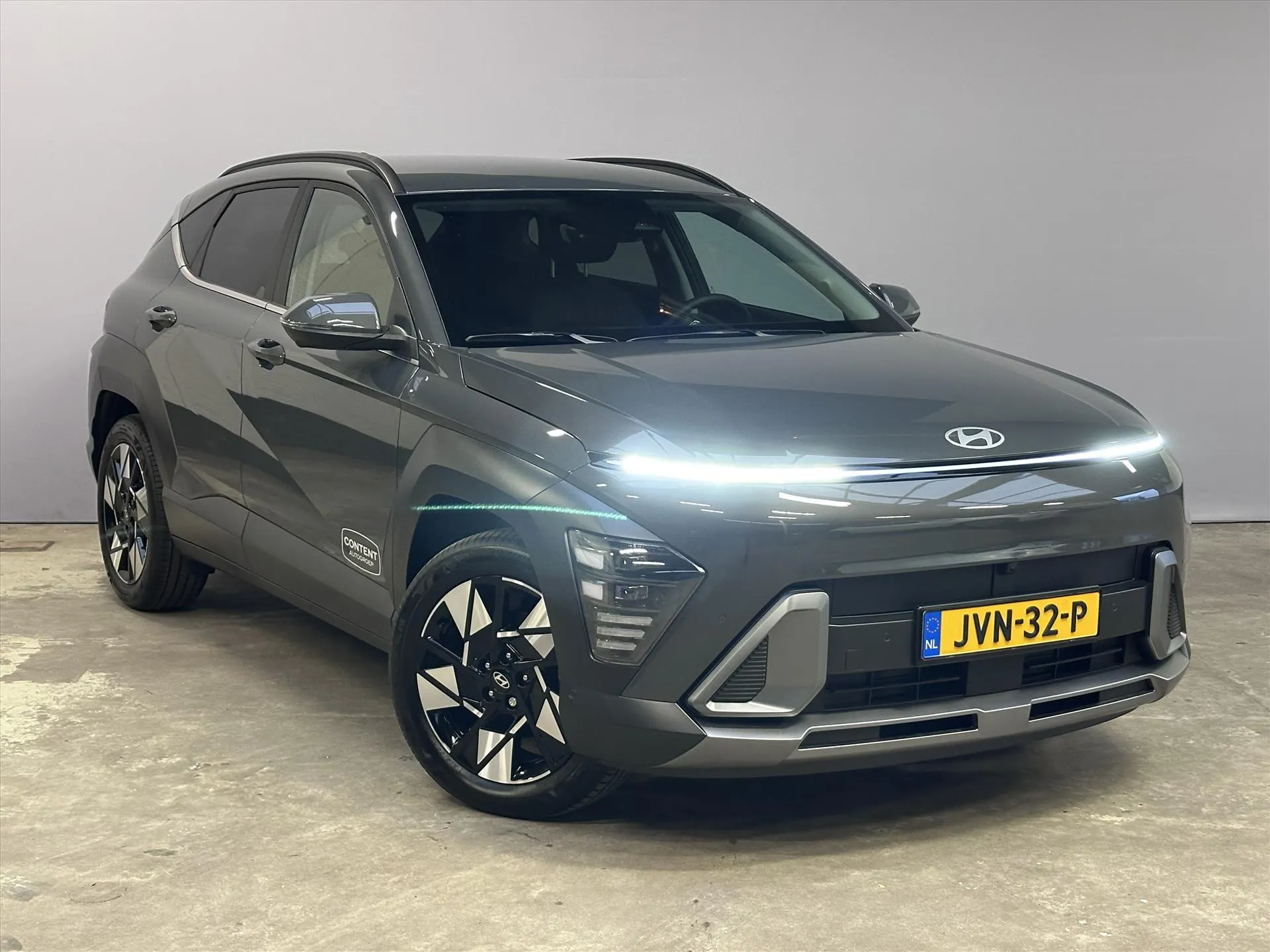 Hyundai Kona met kenteken JVN-32-P – interieur