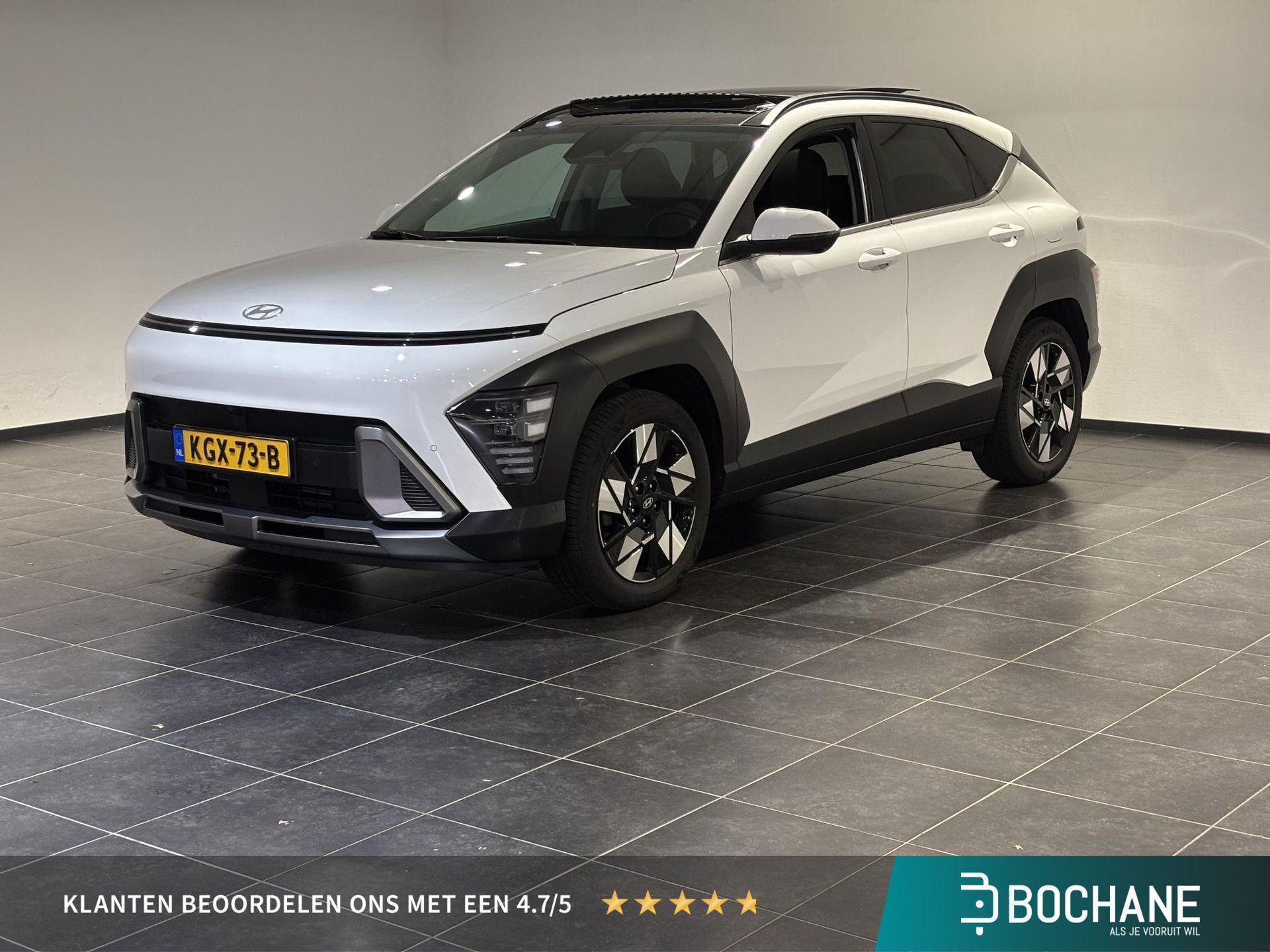 Hyundai Kona met kenteken KGX-73-B – vooraanzicht