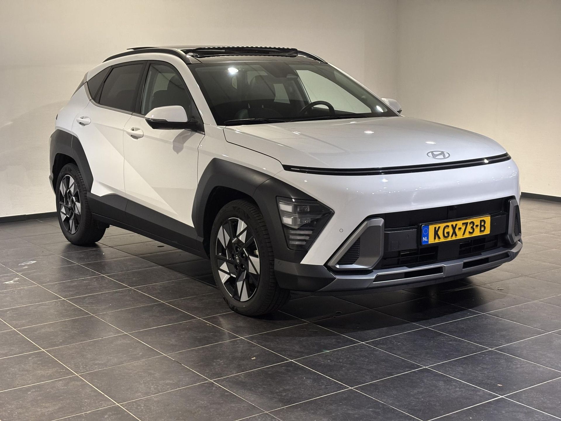 Hyundai Kona met kenteken KGX-73-B – detailfoto