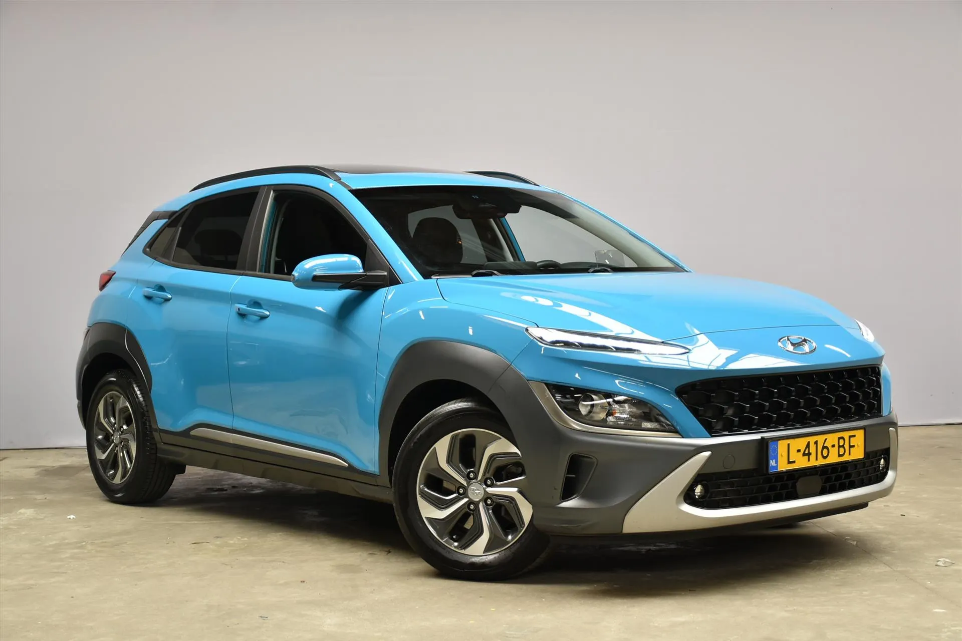 Hyundai Kona met kenteken L-416-BF – interieur