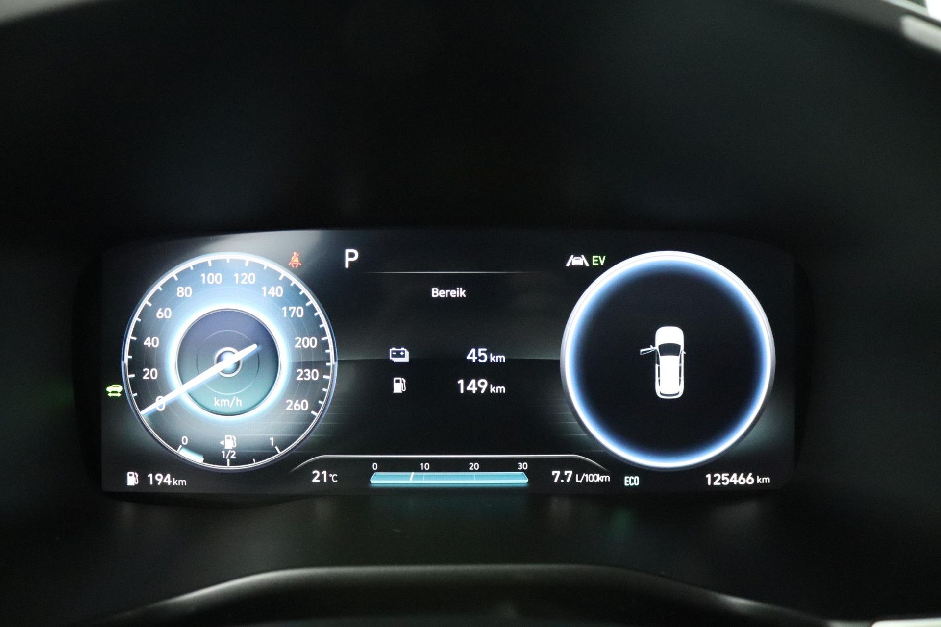 Hyundai SantaFe met kenteken P-240-TN – dashboard