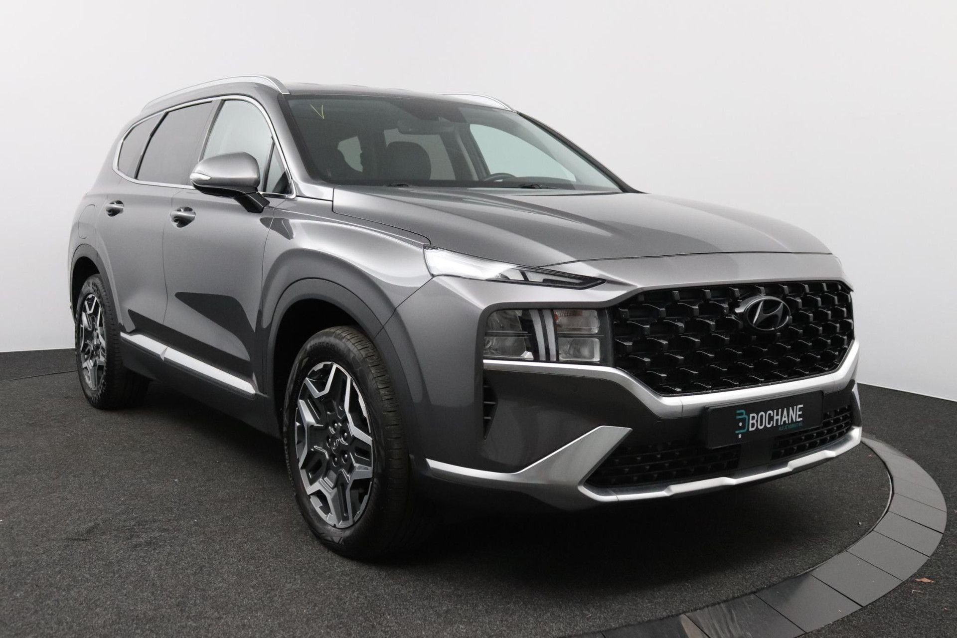 Hyundai SantaFe met kenteken P-240-TN – detailfoto