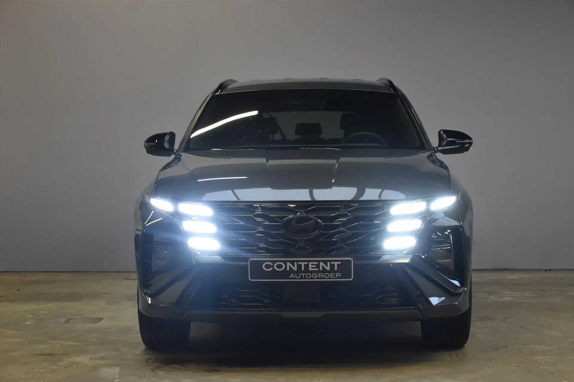 Hyundai Tucson met kenteken 76943 – achteraanzicht