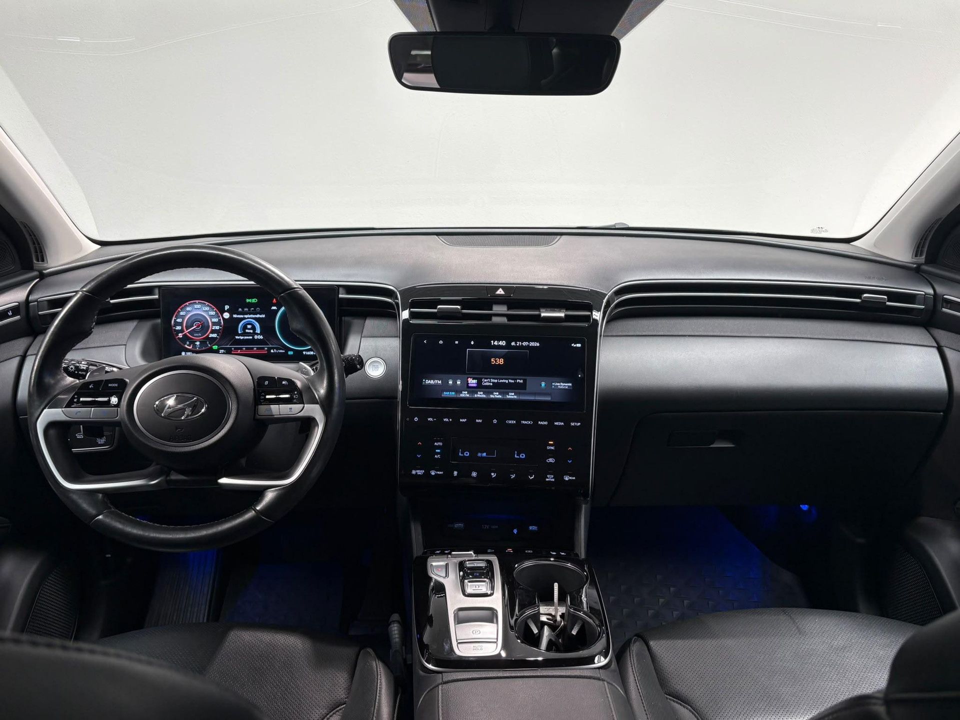 Hyundai Tucson met kenteken R-307-ZJ – interieur