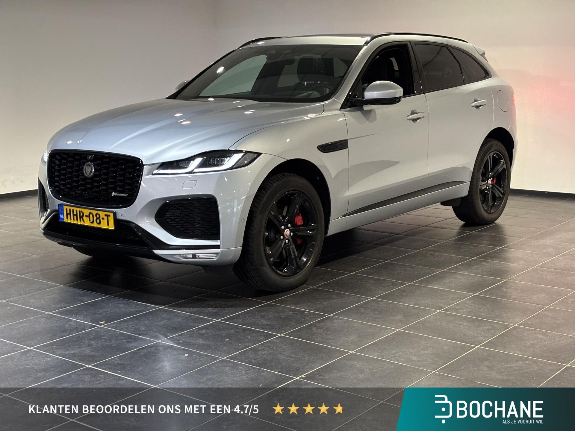 Jaguar F-PACE met kenteken HHR-08-T – vooraanzicht