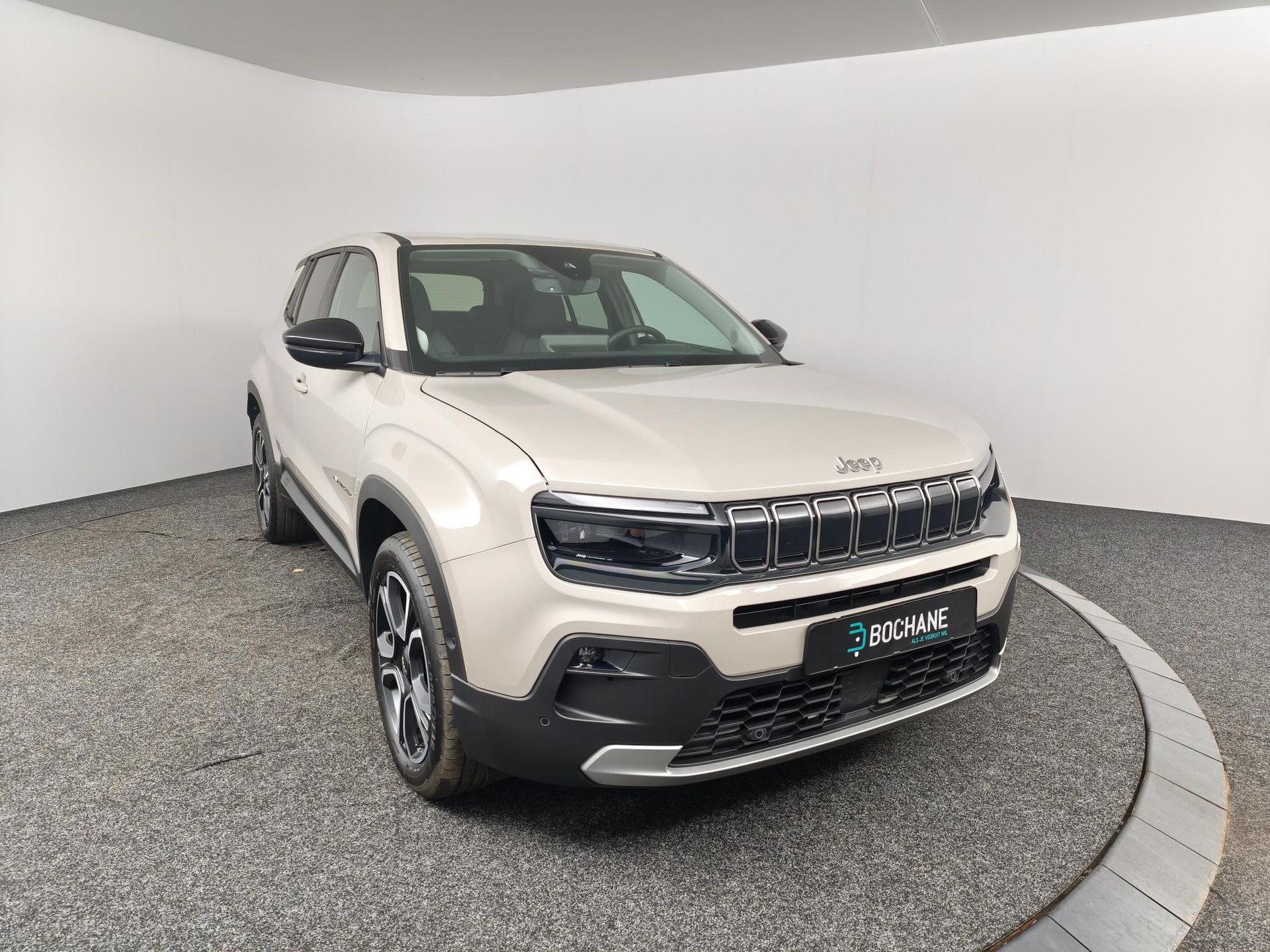 Jeep Avenger met kenteken KPV-34-D – detailfoto