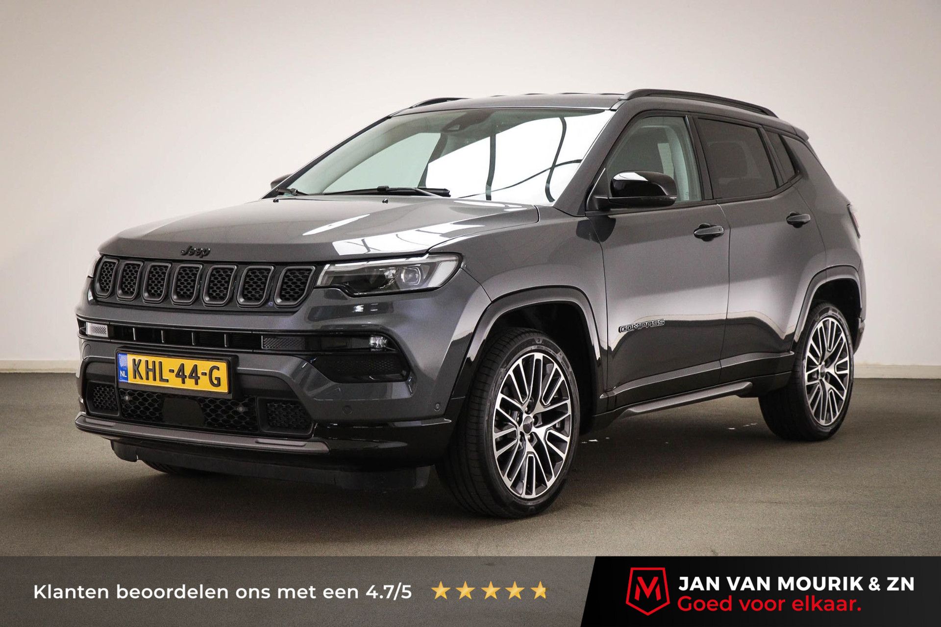 Jeep Compass met kenteken KHL-44-G – vooraanzicht