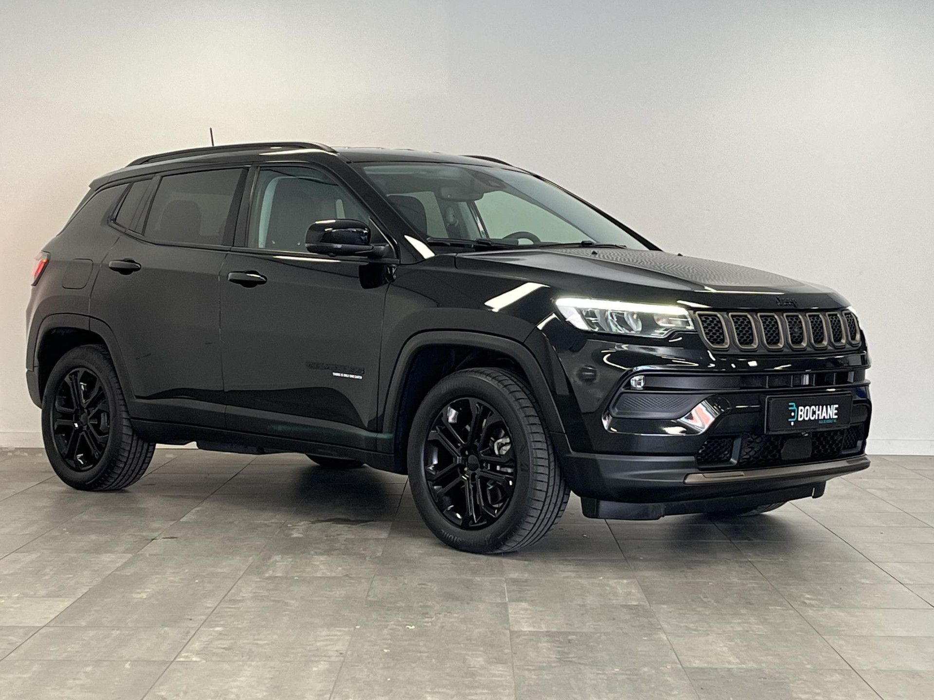 Jeep Compass met kenteken S-761-JG – detailfoto